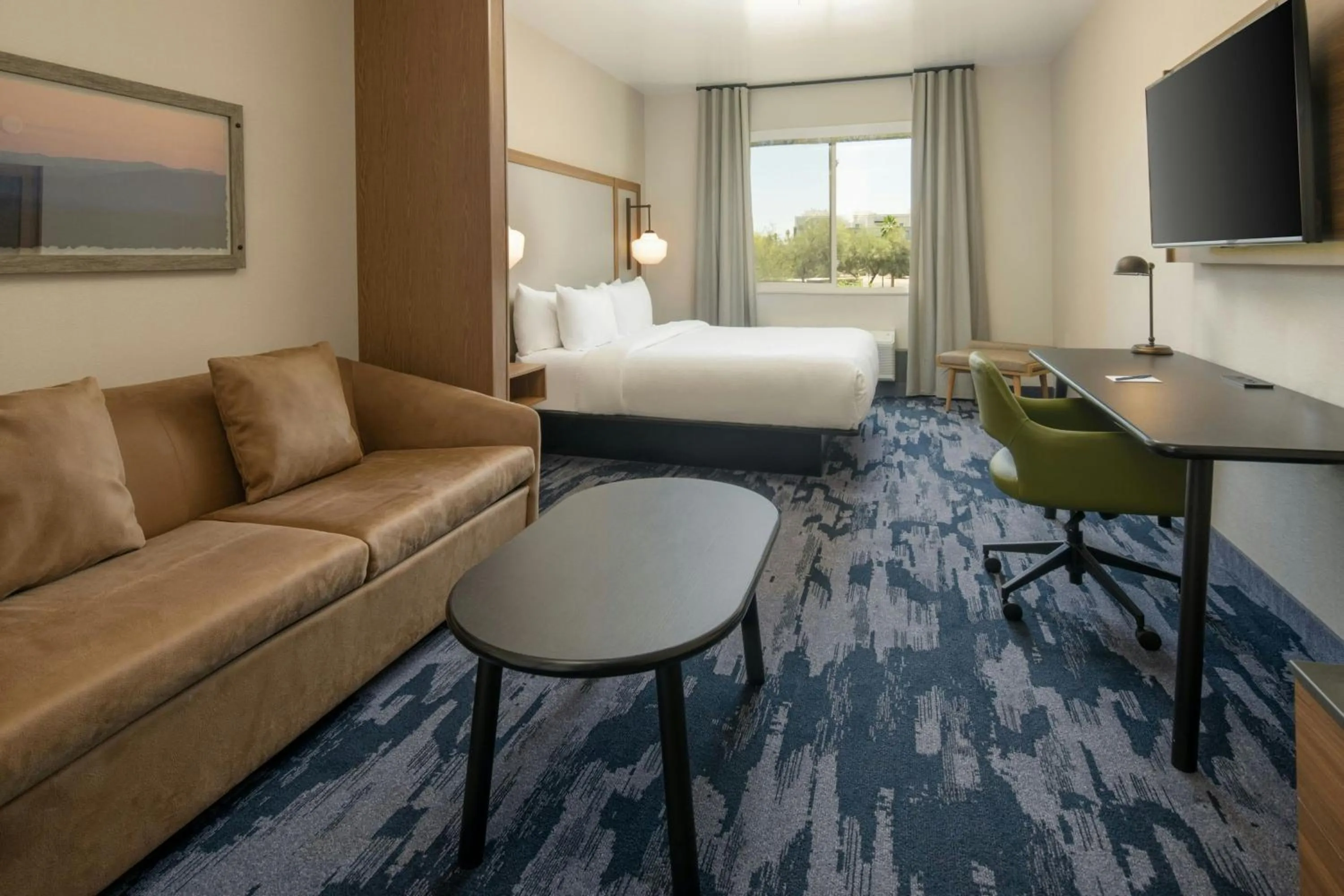 Living room, Bed in Fairfield by Marriott Inn & Suites Scottsdale Old Town