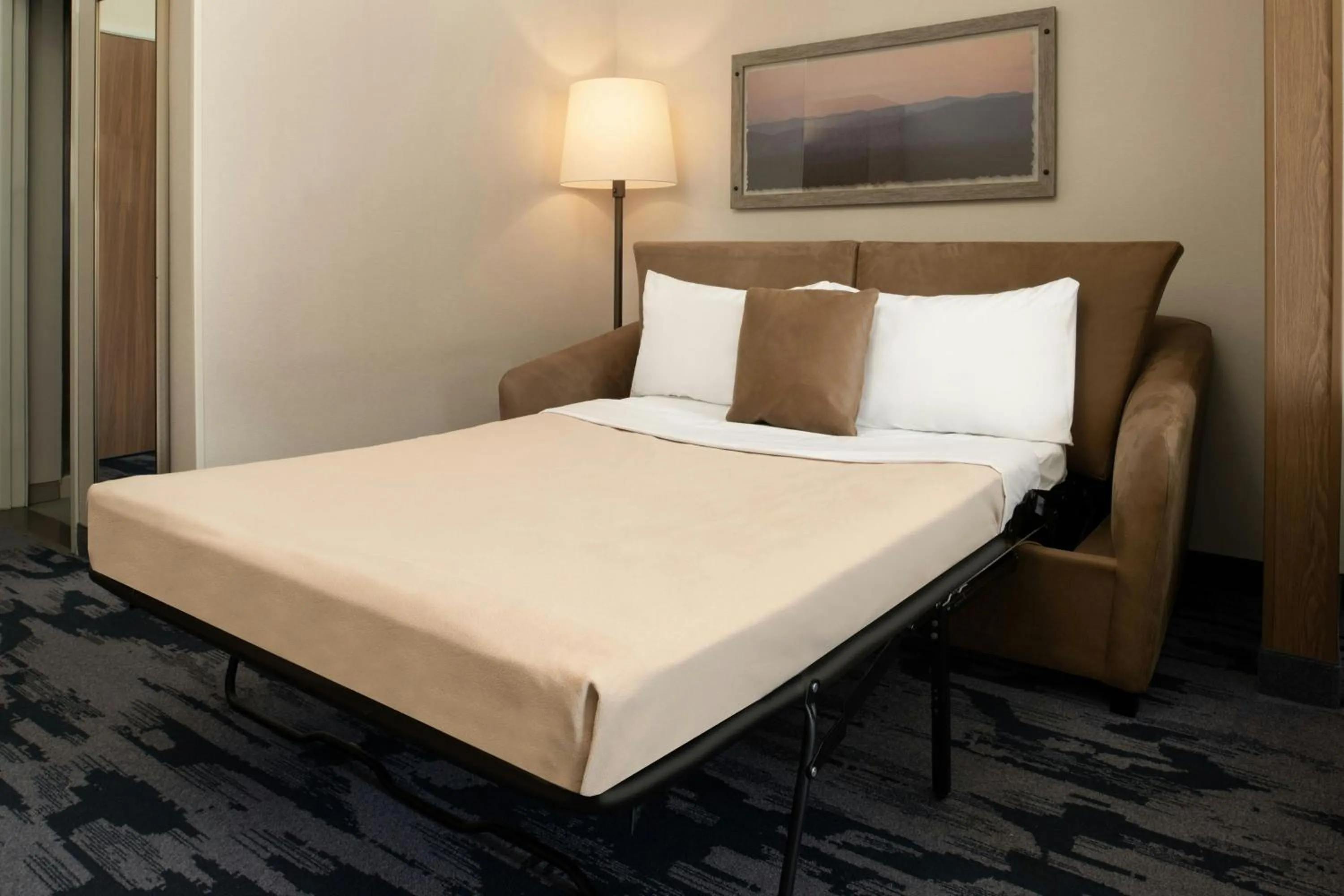 Photo of the whole room, Bed in Fairfield by Marriott Inn & Suites Scottsdale Old Town