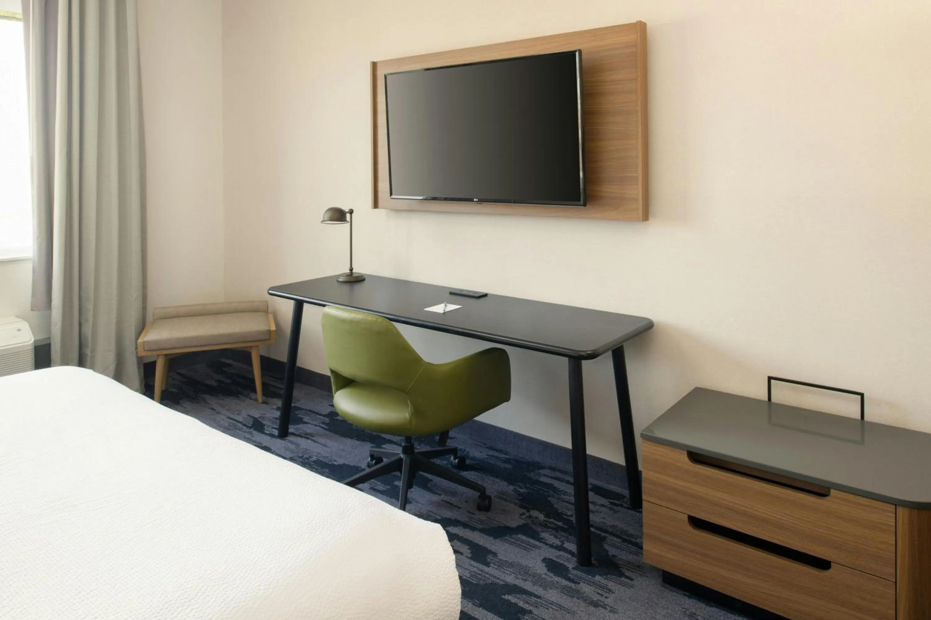 Photo of the whole room, Bed in Fairfield by Marriott Inn & Suites Scottsdale Old Town