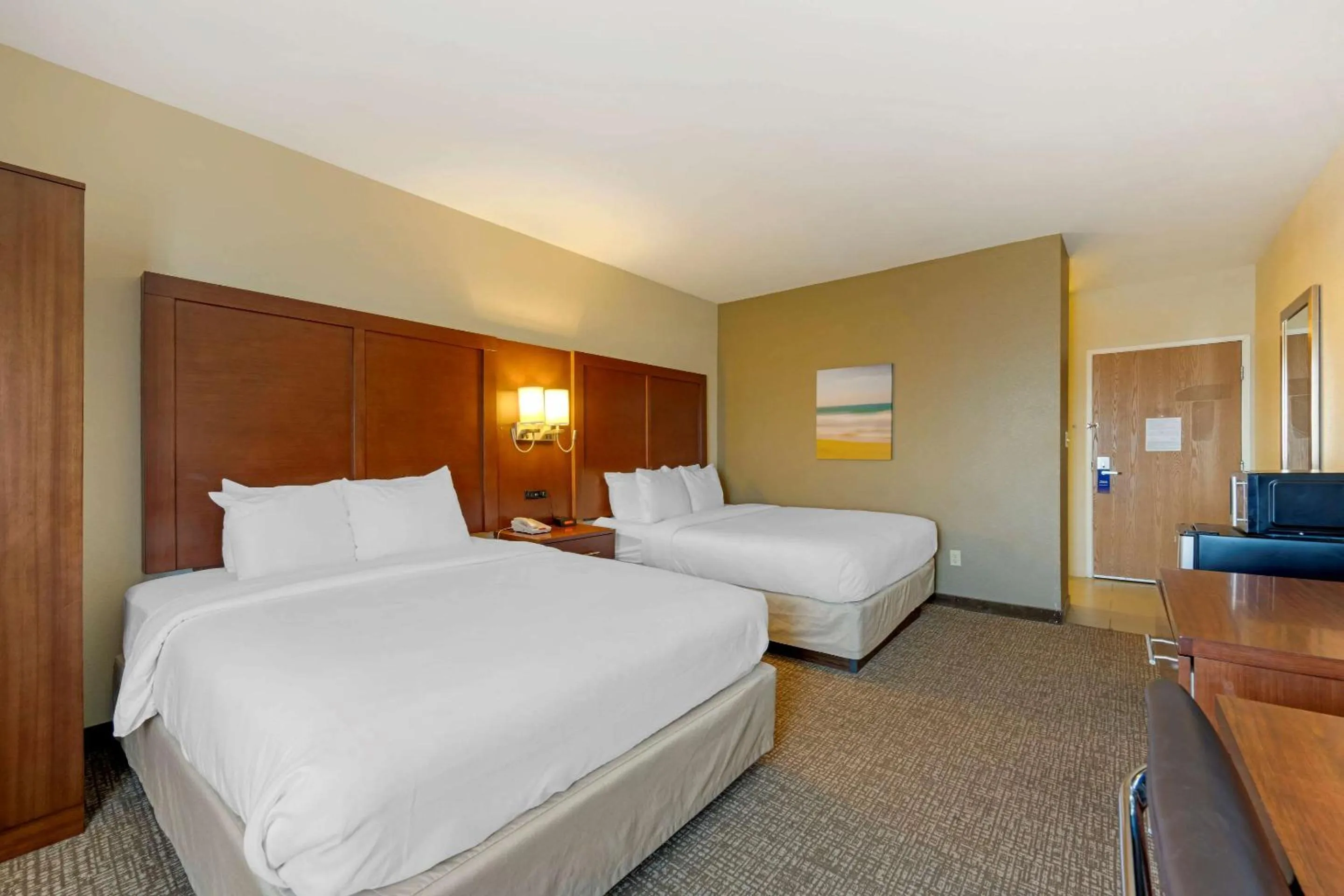 Bedroom, Bed in Comfort Inn Camp Verde I-17