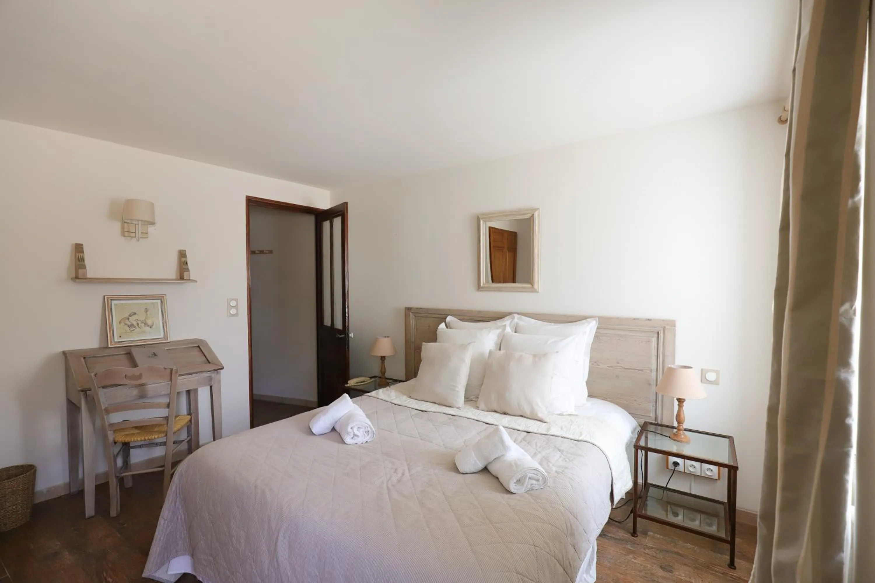 Photo of the whole room, Bed in LA FERME DE LA HUPPE