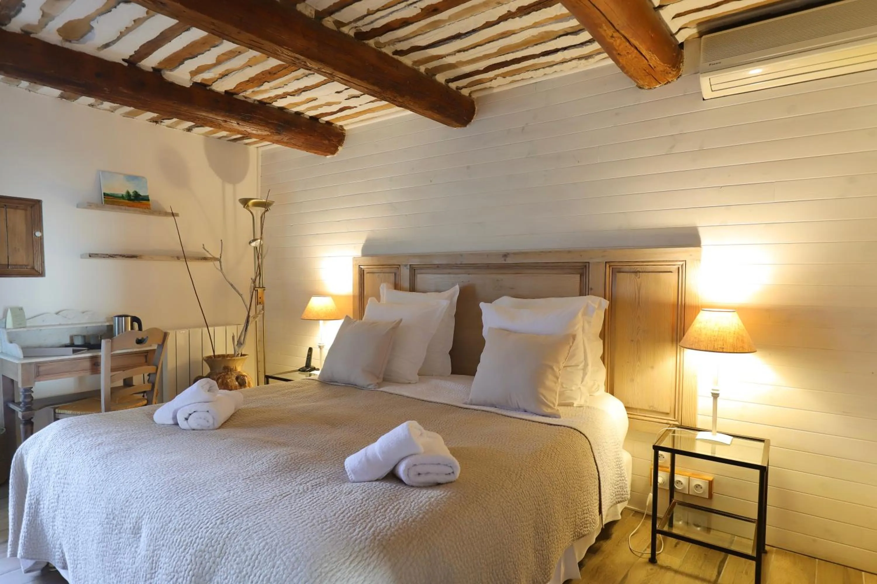 Bedroom, Bed in LA FERME DE LA HUPPE