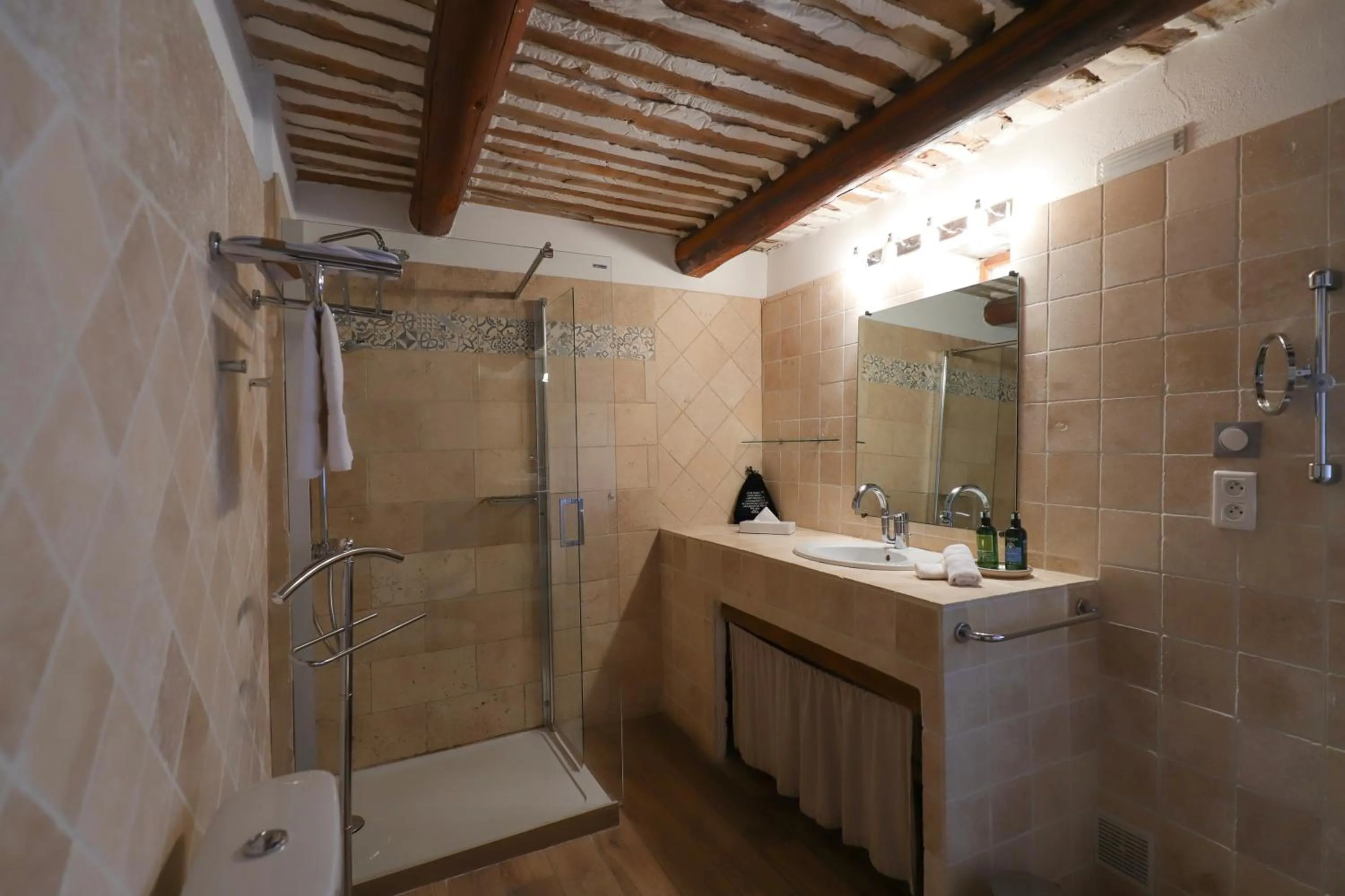Bathroom in LA FERME DE LA HUPPE