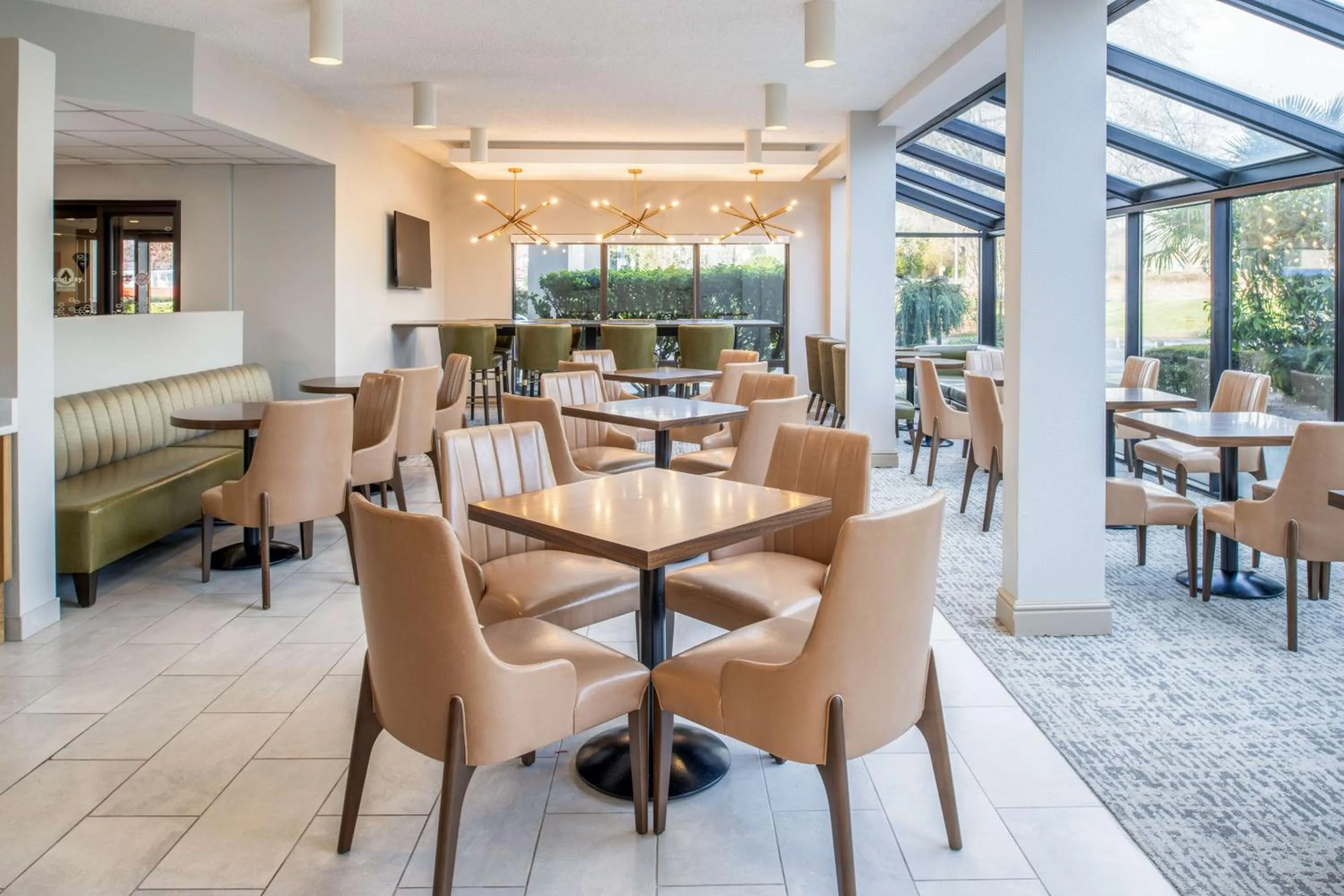 Breakfast in Hampton Inn Seattle/Southcenter