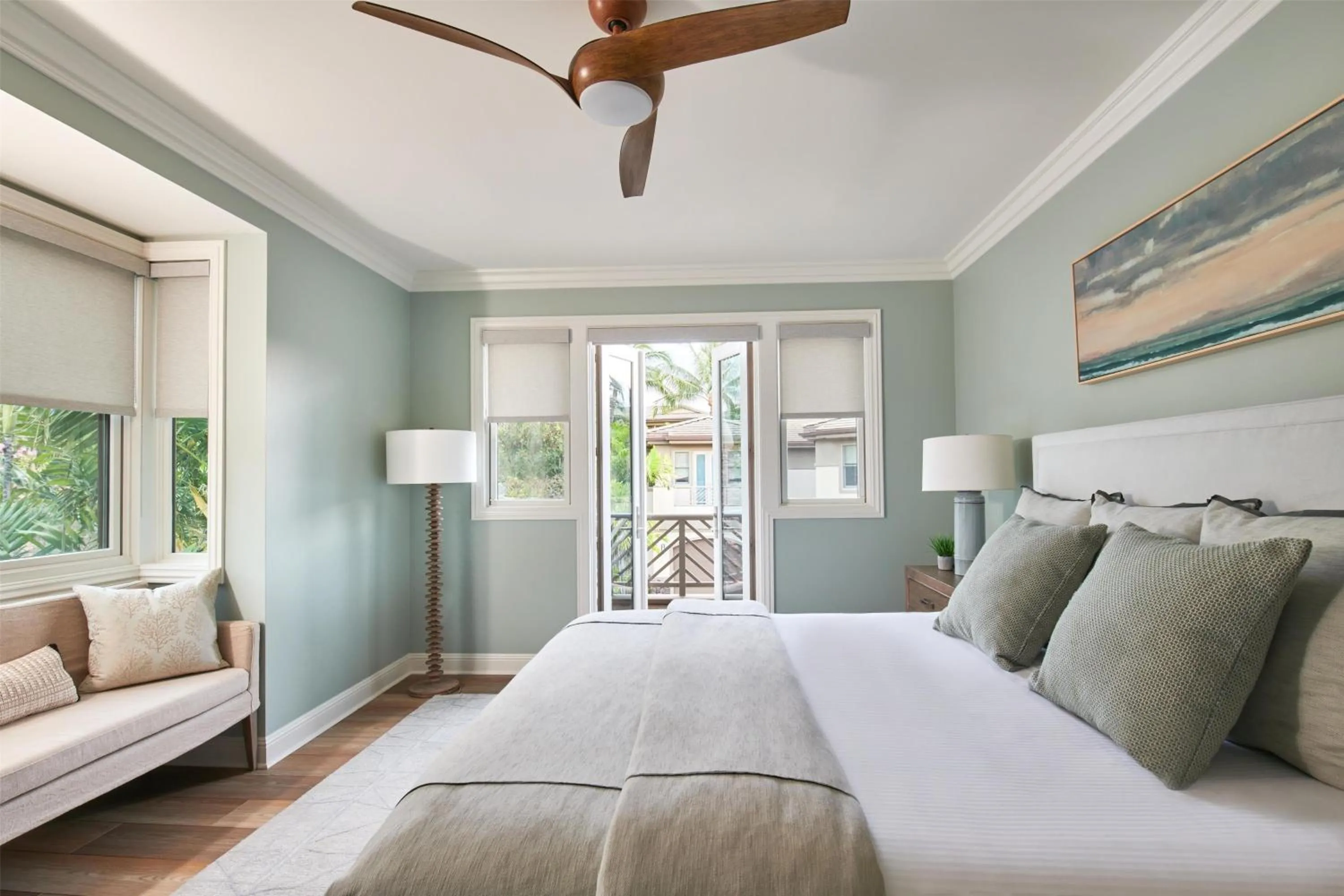 Living room, Bed in Ho'olei at Grand Wailea