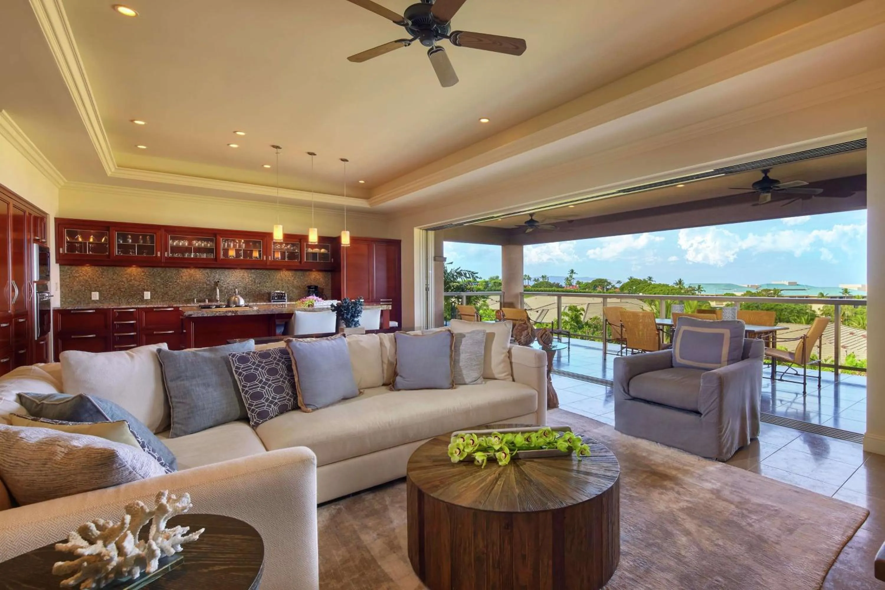 Living room in Ho'olei at Grand Wailea
