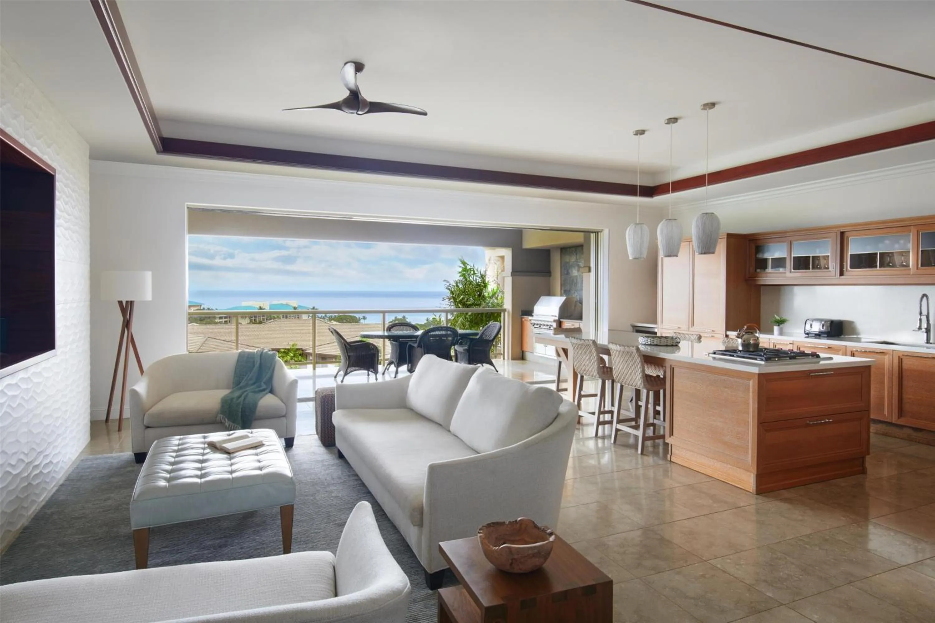 Kitchen or kitchenette in Ho'olei at Grand Wailea