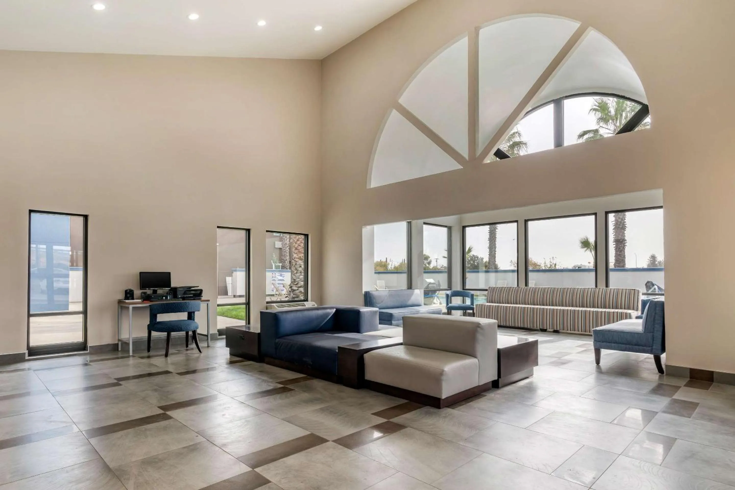 Lobby or reception in Quality Inn & Suites Vacaville