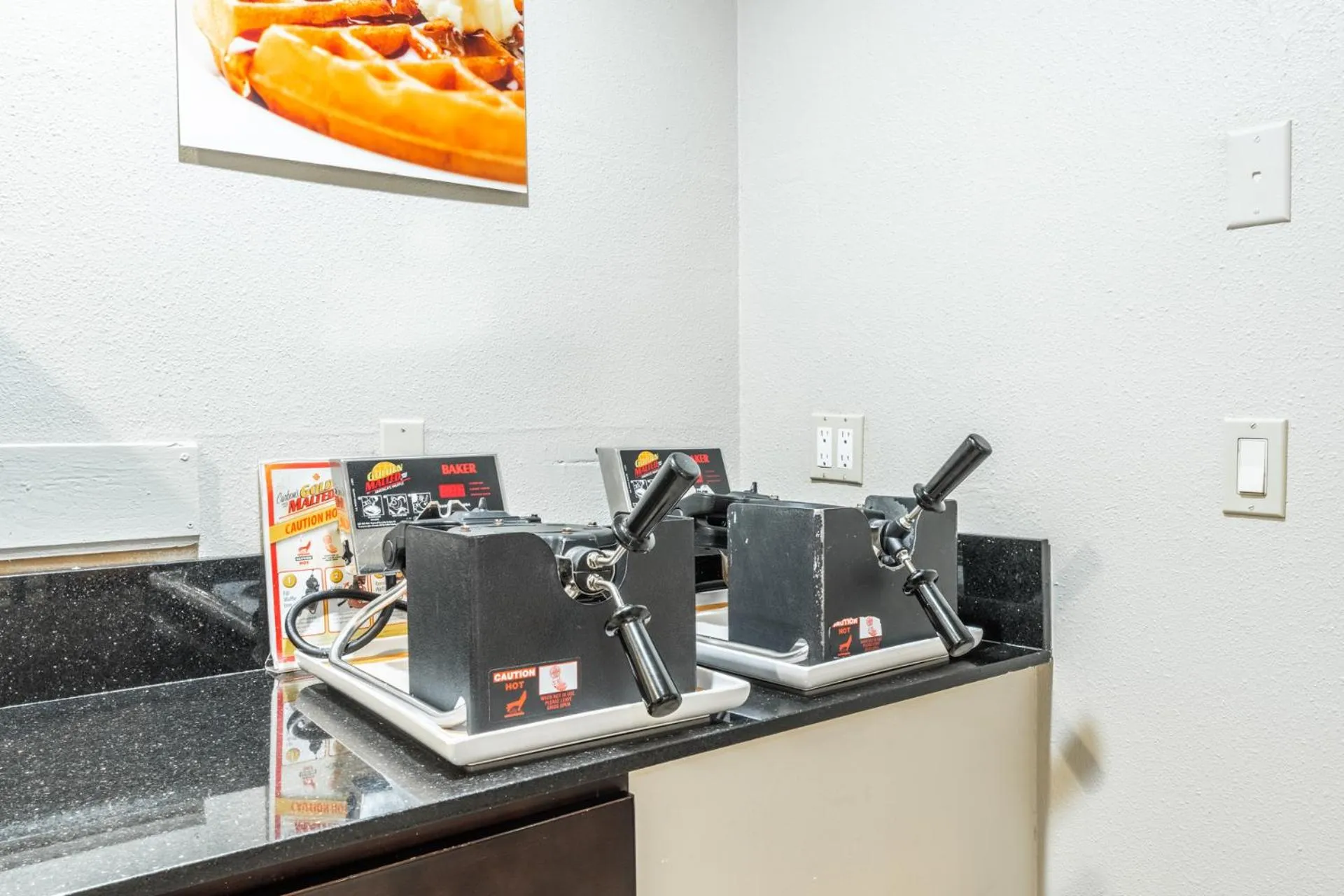 Breakfast in Quality Inn near Mammoth Mountain Ski Resort