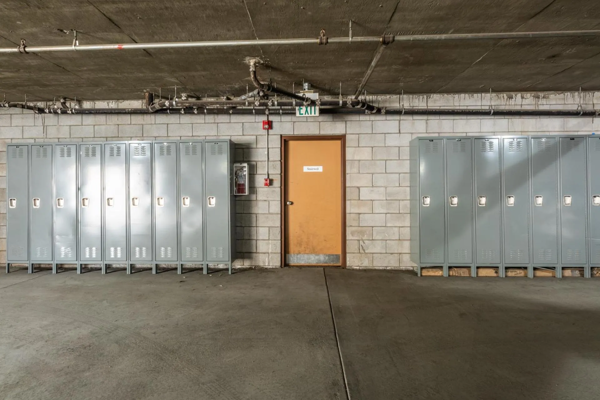 Parking in Quality Inn near Mammoth Mountain Ski Resort