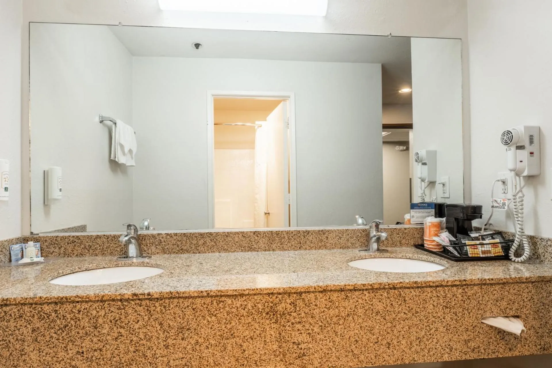 Shower in Quality Inn near Mammoth Mountain Ski Resort