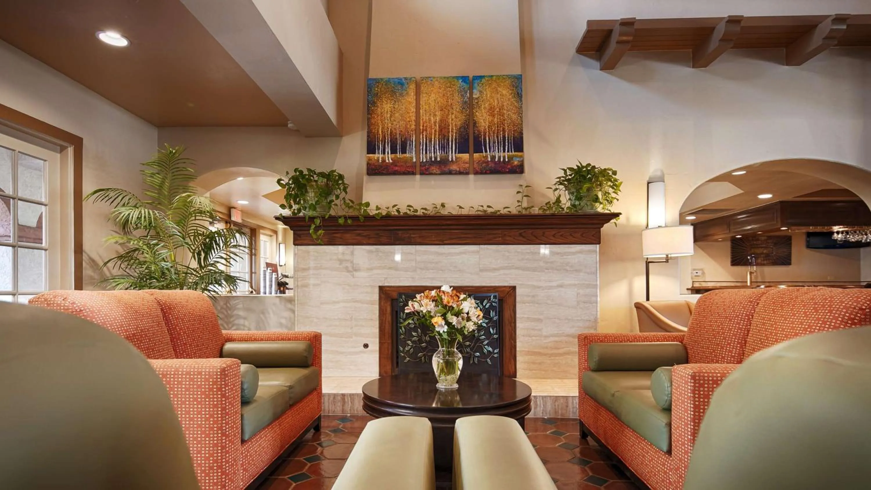 Lobby or reception in Best Western San Dimas Hotel & Suites
