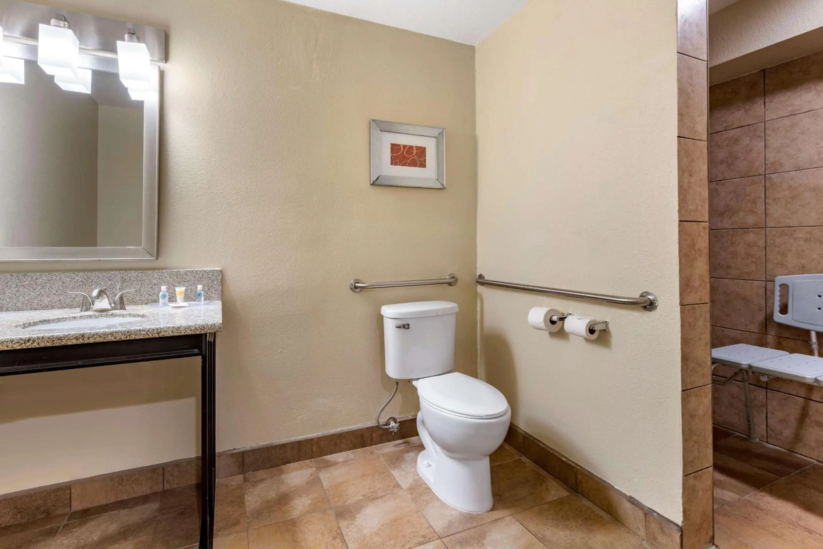 Bedroom in Comfort Suites San Clemente Beach