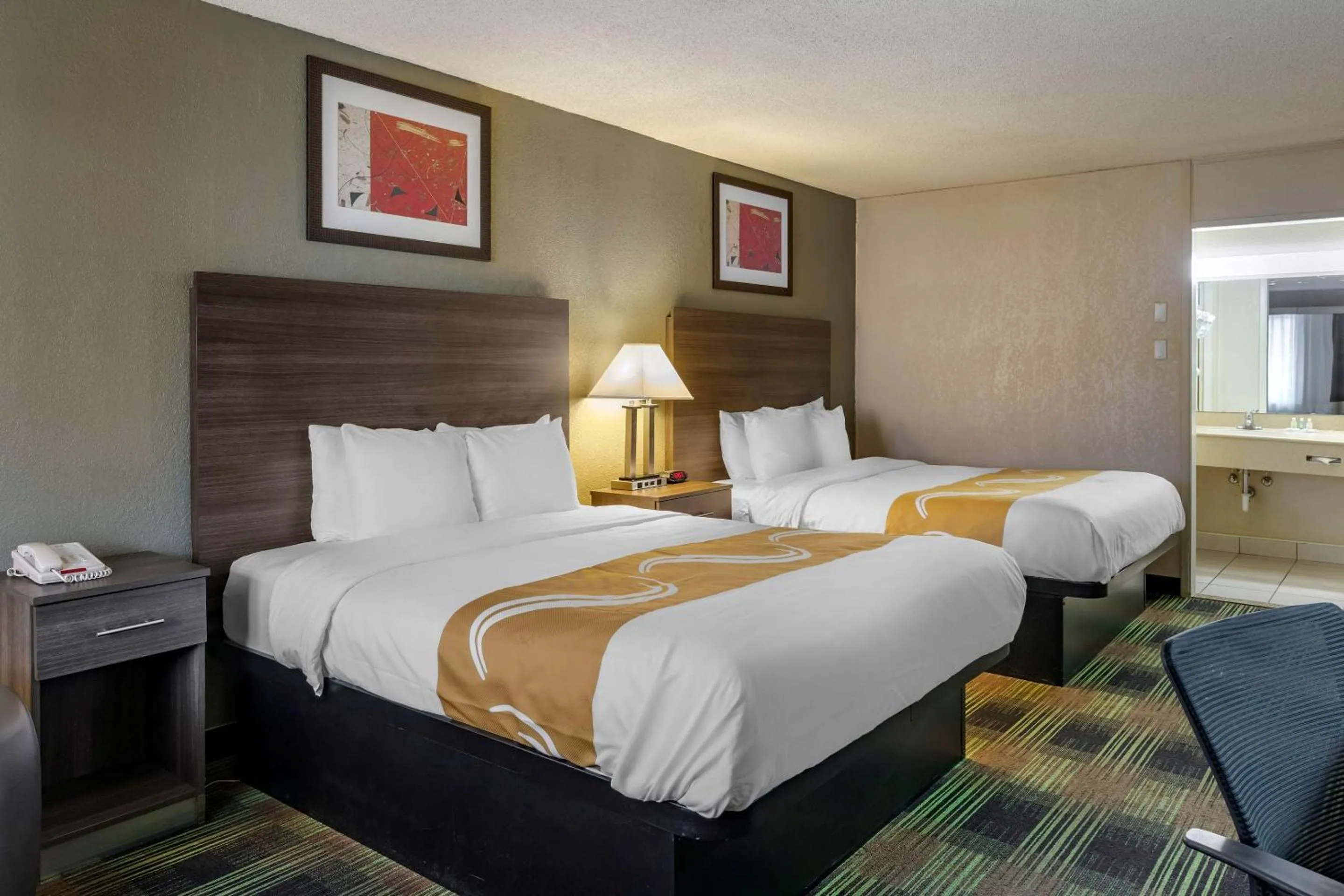 Bedroom, Bed in Quality Inn Barstow Route 66