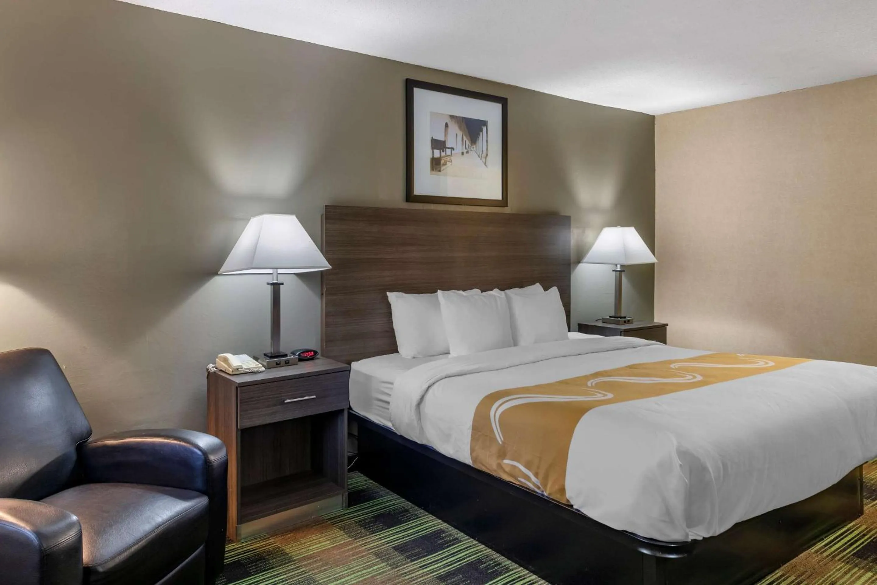 Bedroom, Bed in Quality Inn Barstow Route 66