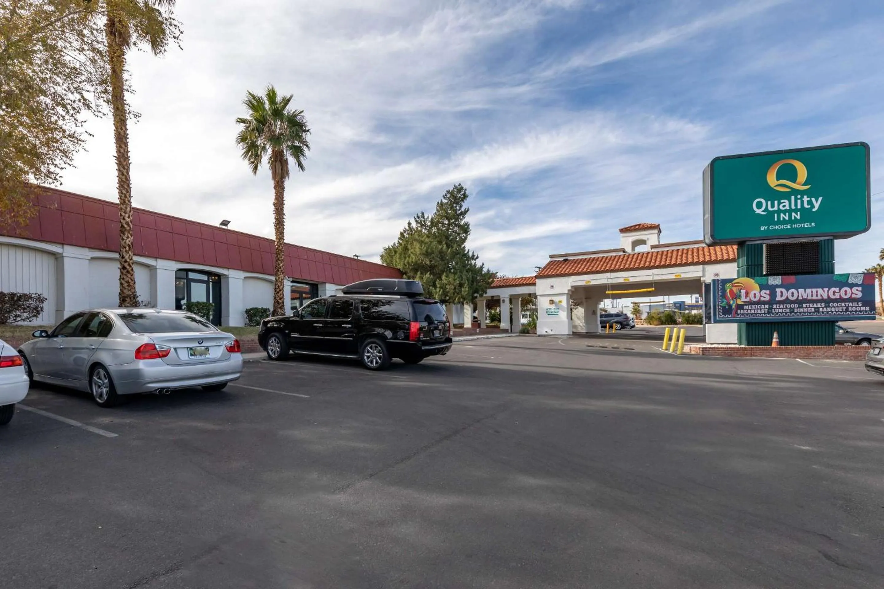 Property building in Quality Inn Barstow Route 66