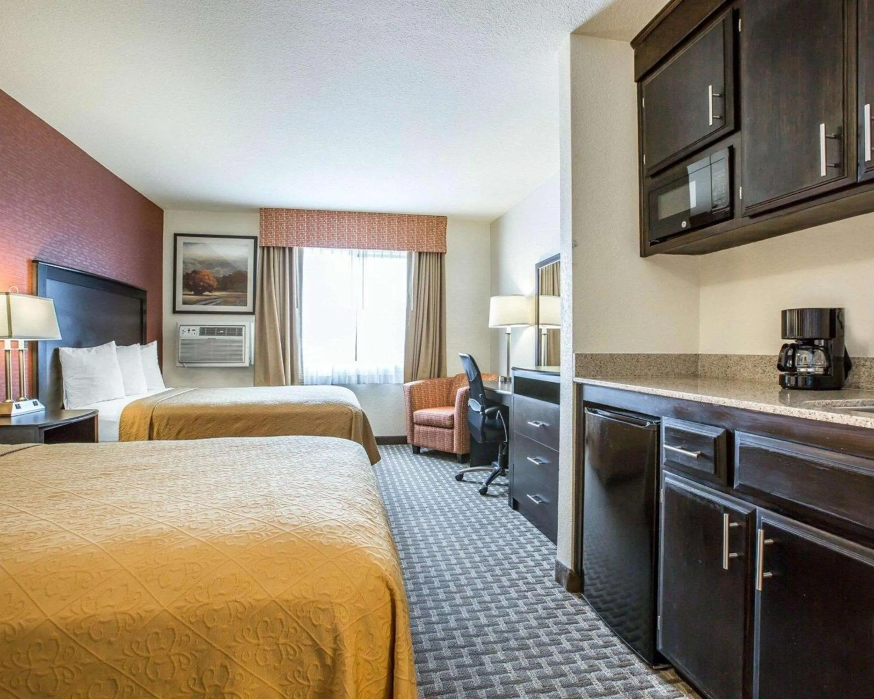 Photo of the whole room, Bed in Quality Inn Buellton - Solvang