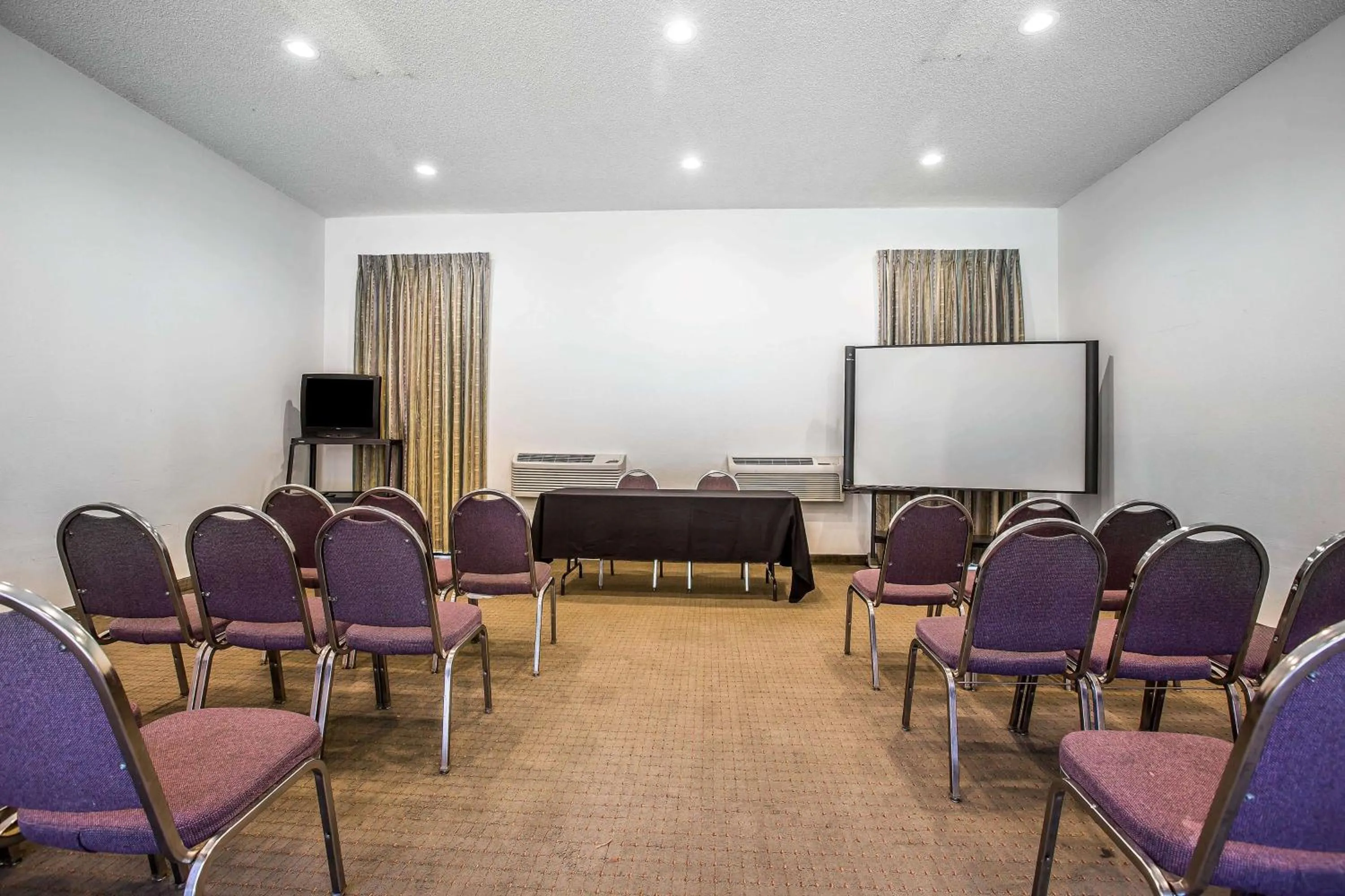 On site in Baymont by Wyndham Ontario