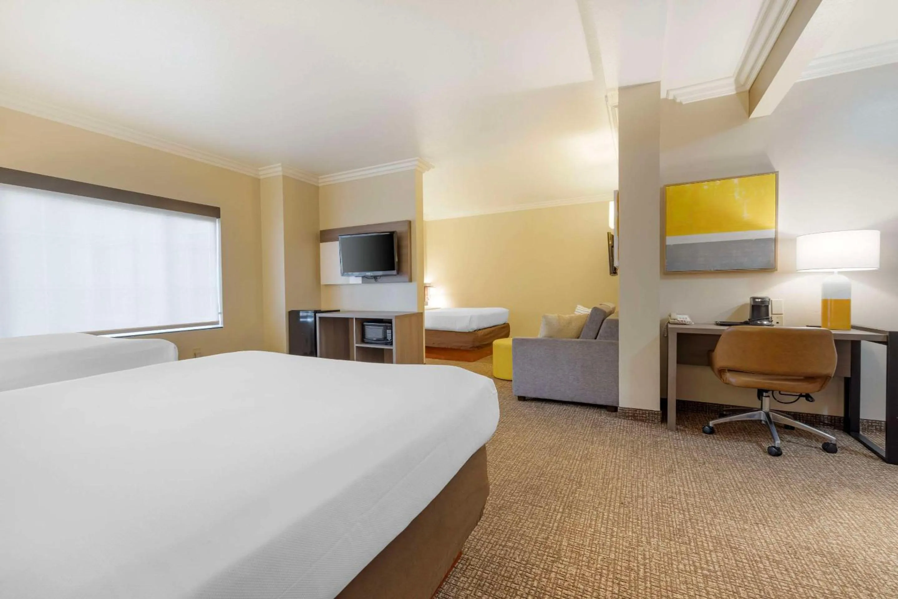 Bedroom, Bed in Comfort Suites Oceanside Camp Pendleton Area