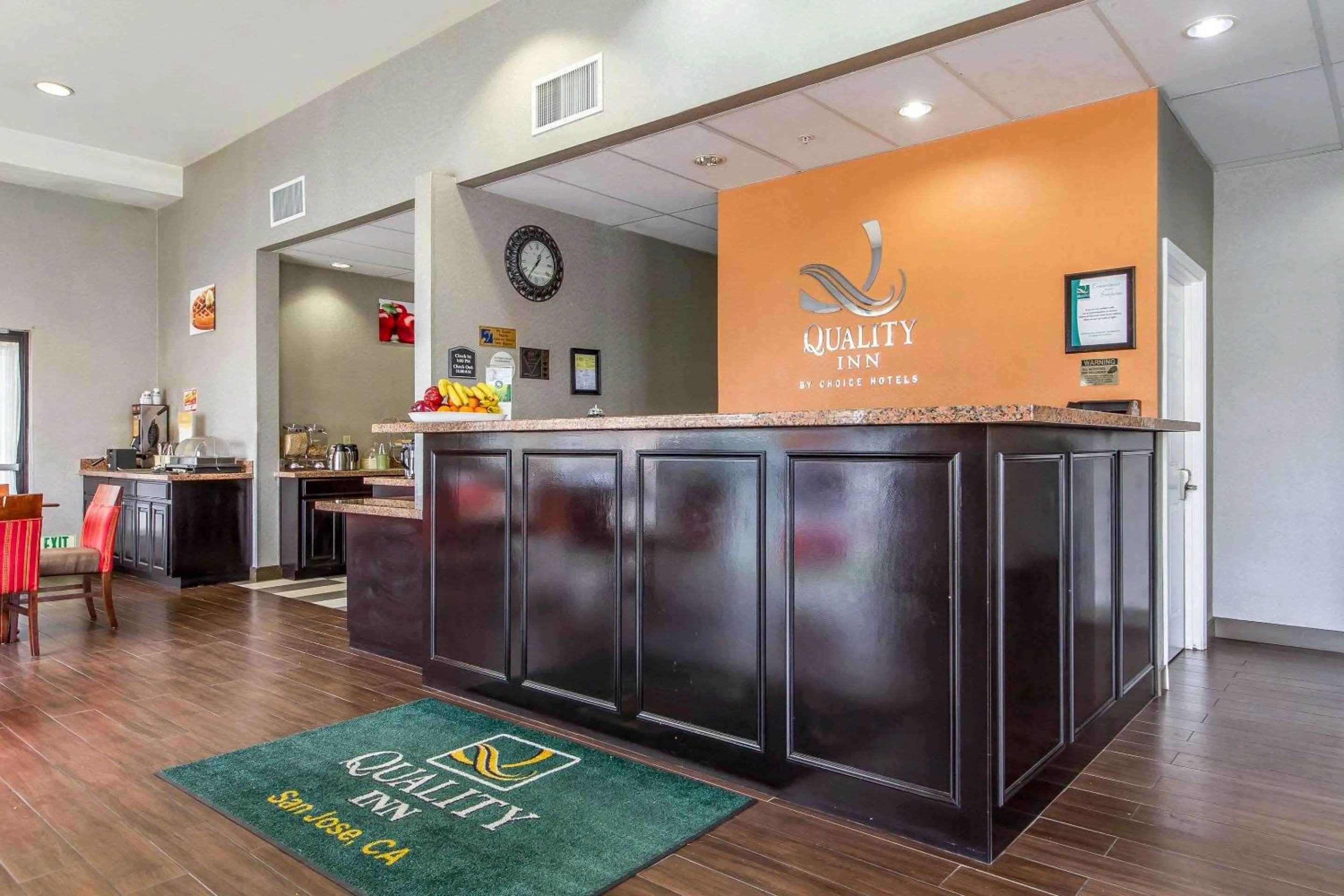 Lobby or reception in Quality Inn