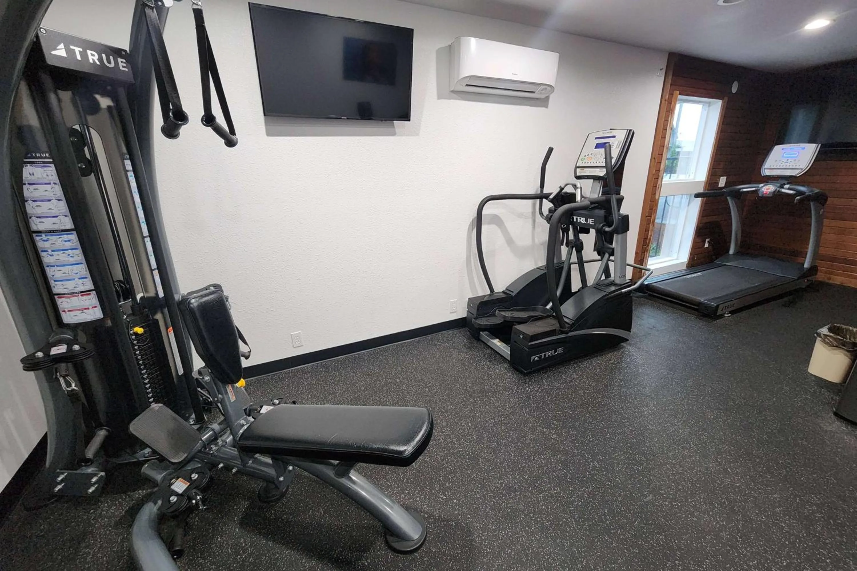 Ramada Bayside Inn & Suites Eureka