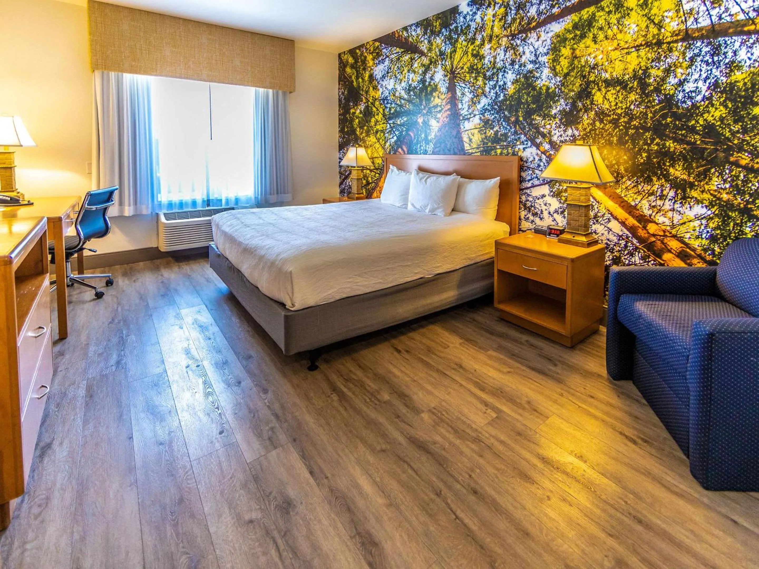 Bedroom, Bed in The Hanford Hotel