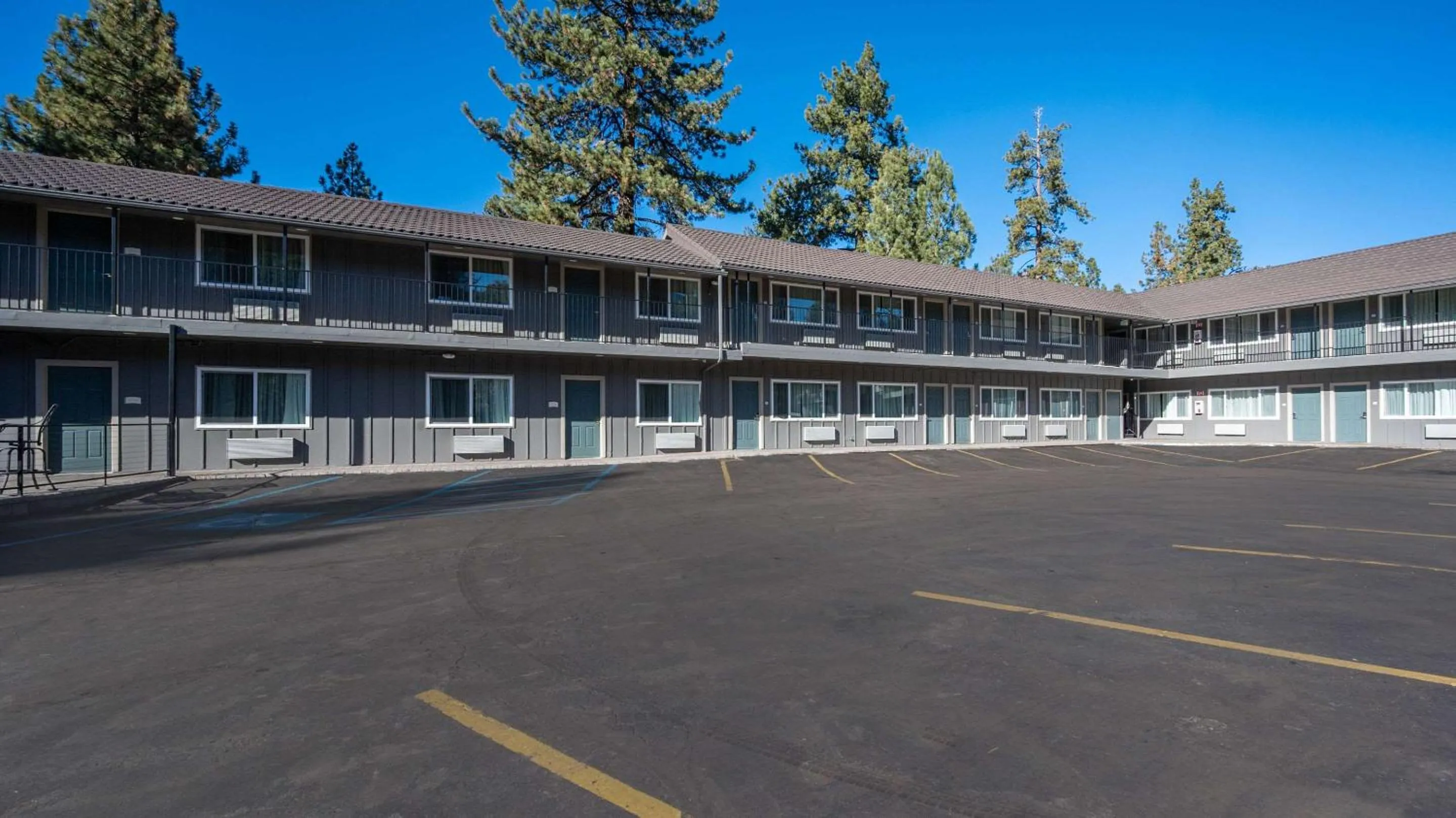Property building in Quality Inn South Lake Tahoe