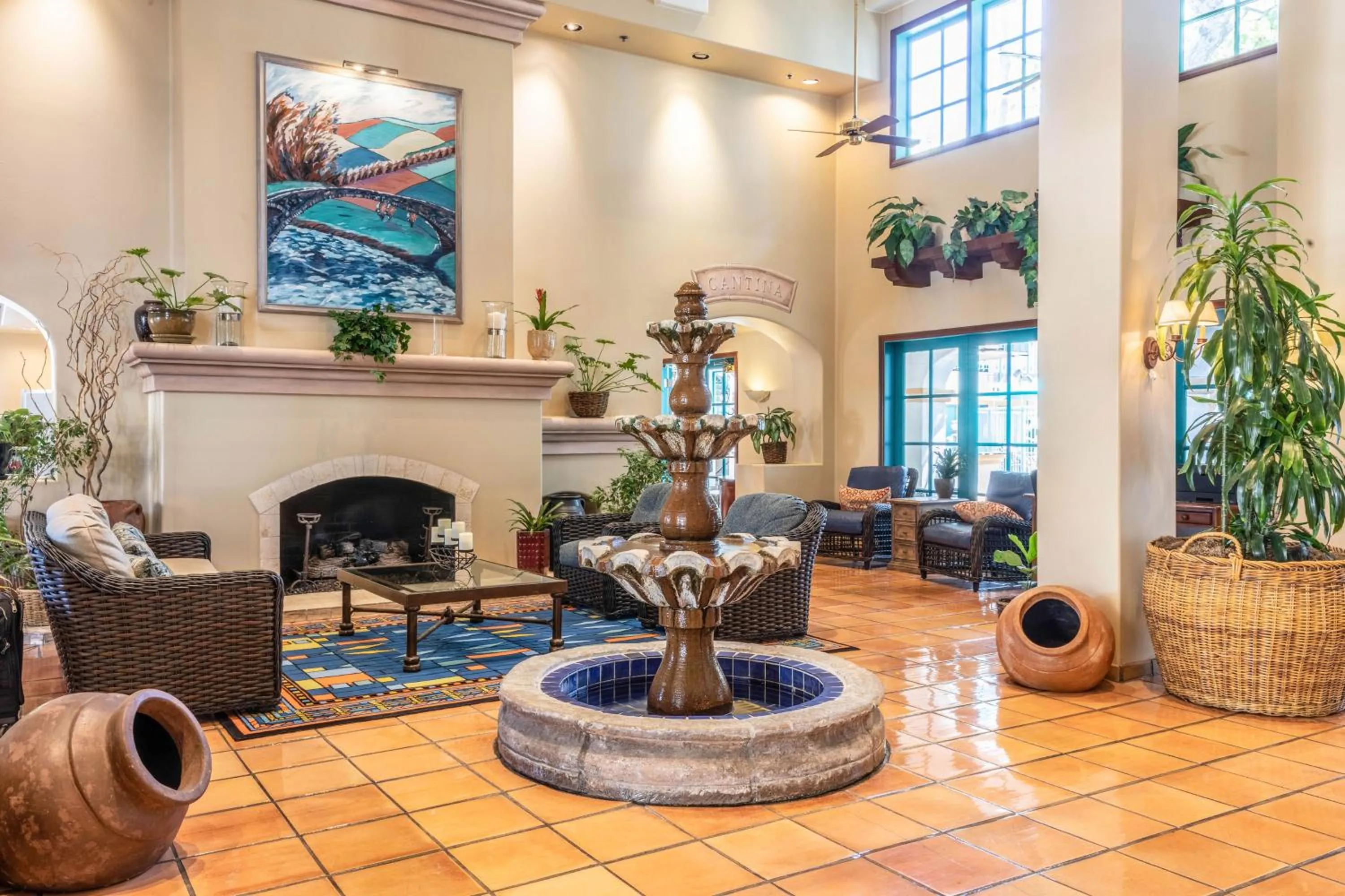 Lobby or reception in Quality Suites Downtown San Luis Obispo