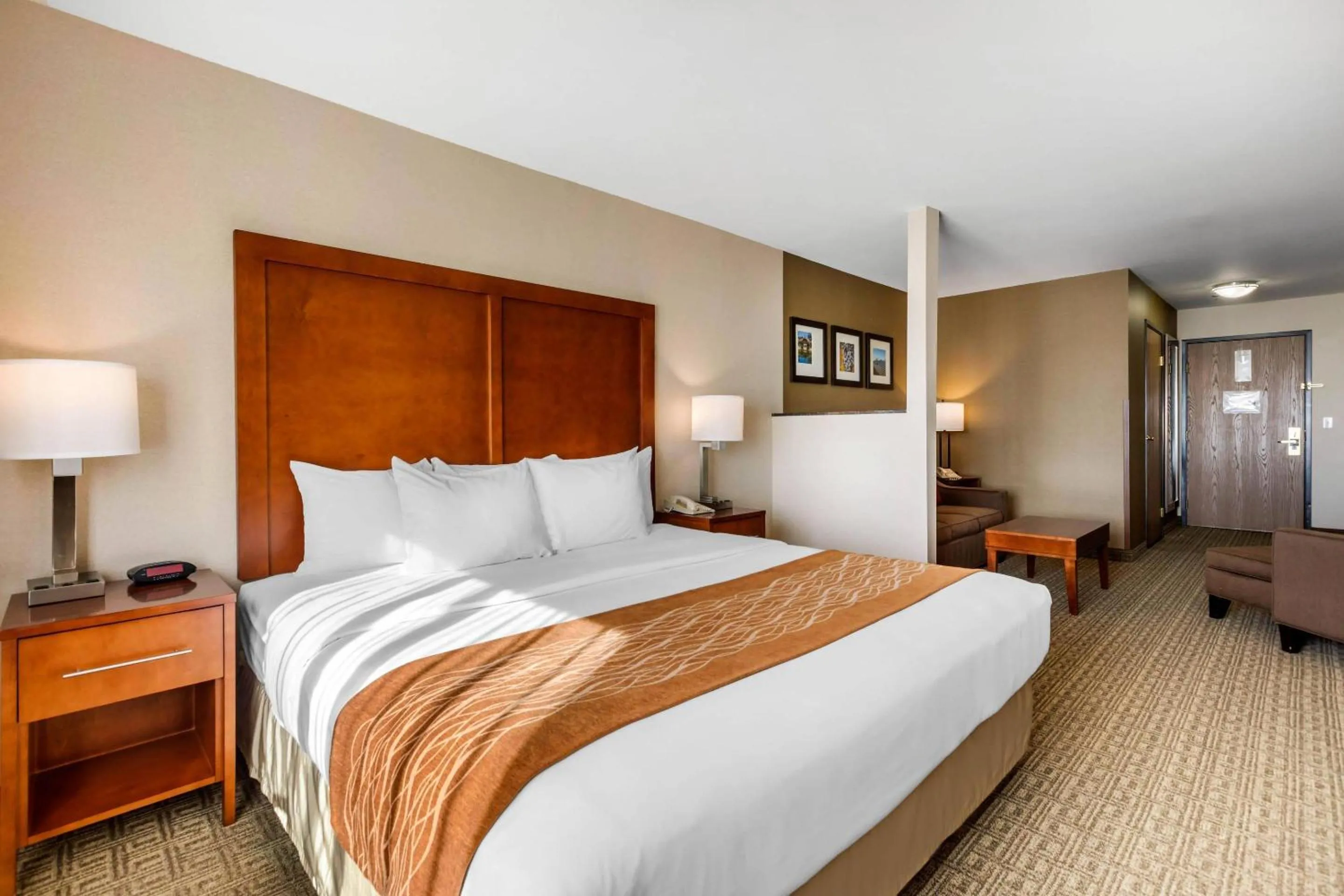 Bedroom, Bed in Comfort Inn & Suites Murrieta Temecula Wine Country