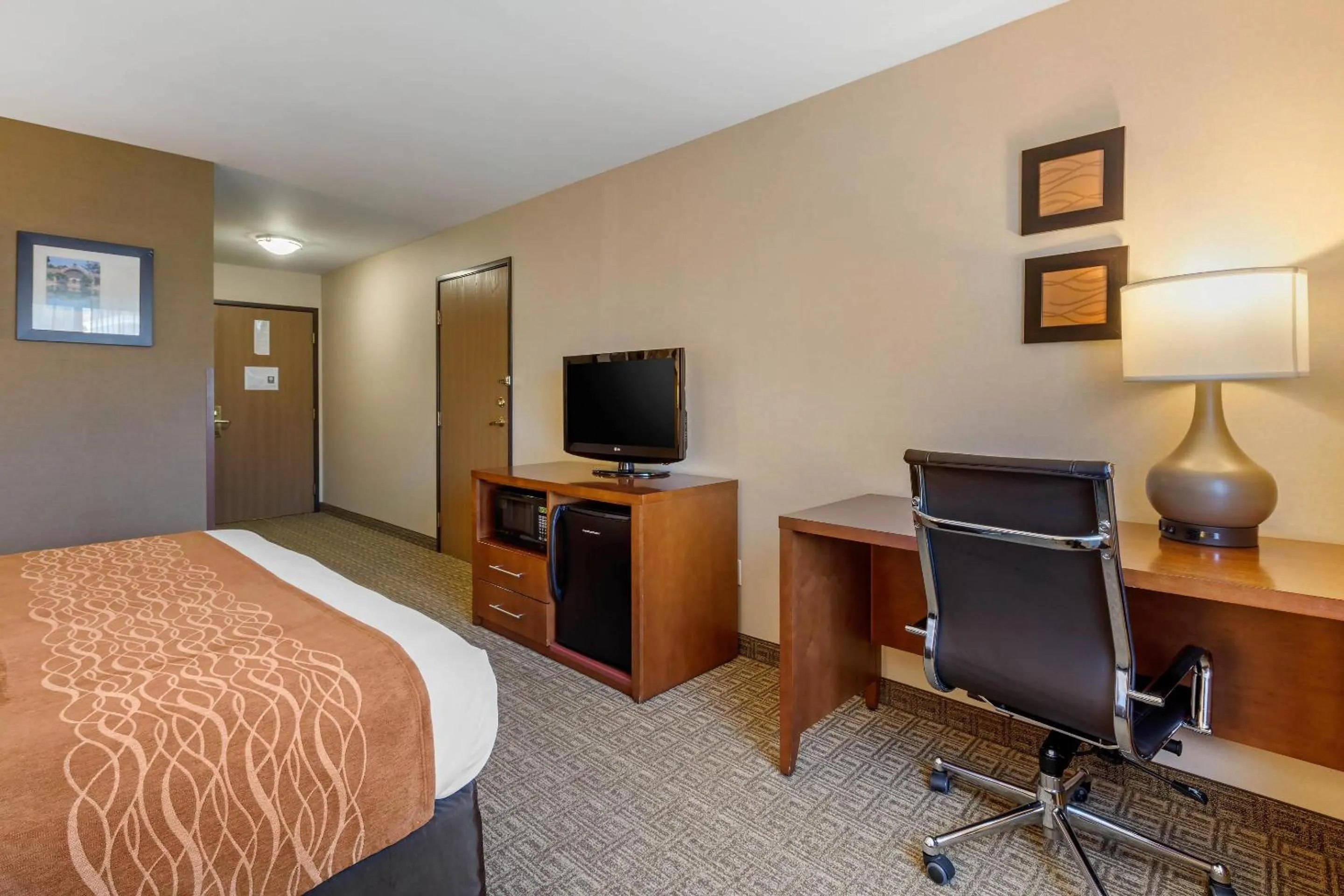 Bedroom, Bed in Comfort Inn & Suites Murrieta Temecula Wine Country