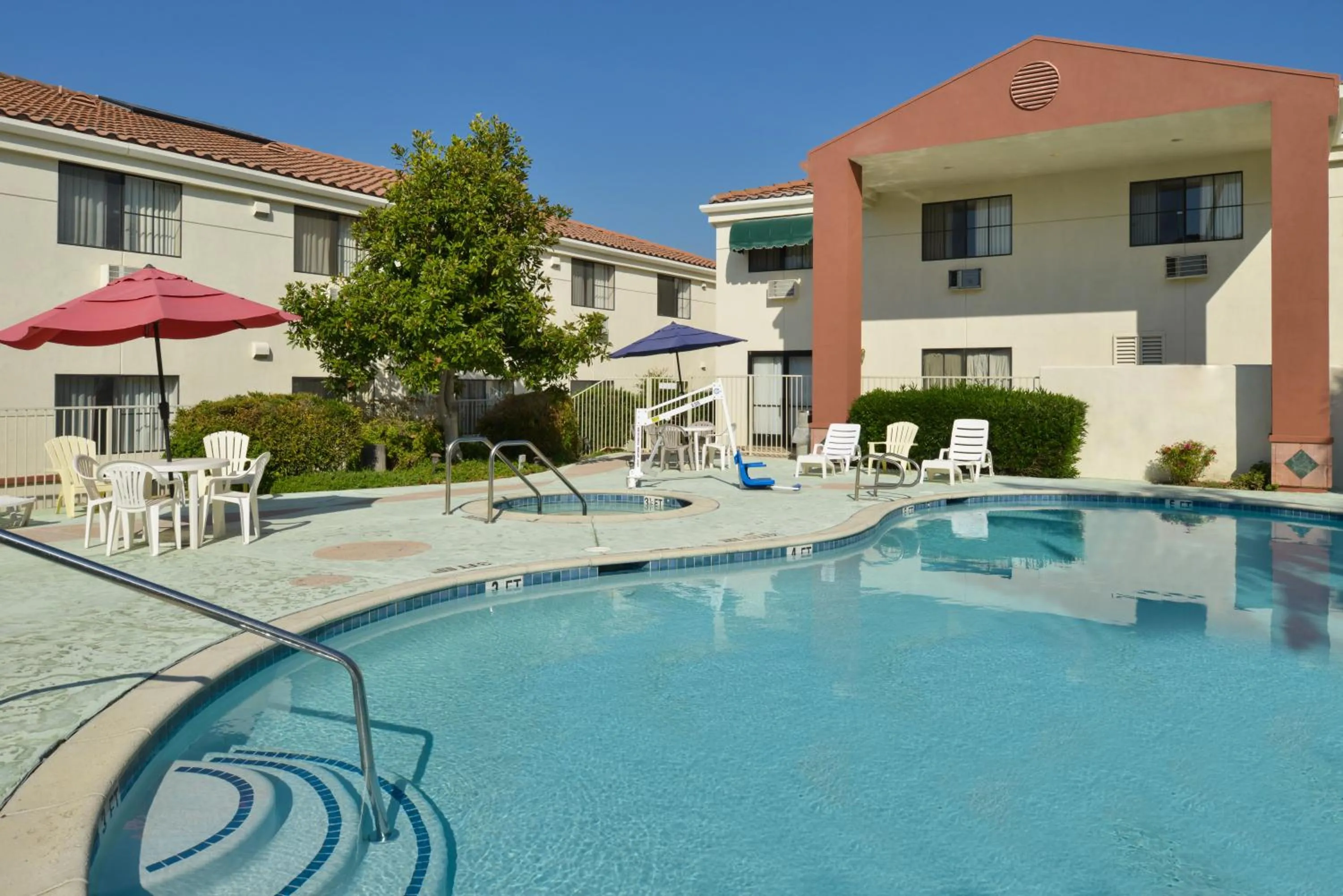 Spa and wellness centre/facilities in Quality Inn & Suites Walnut - City of Industry