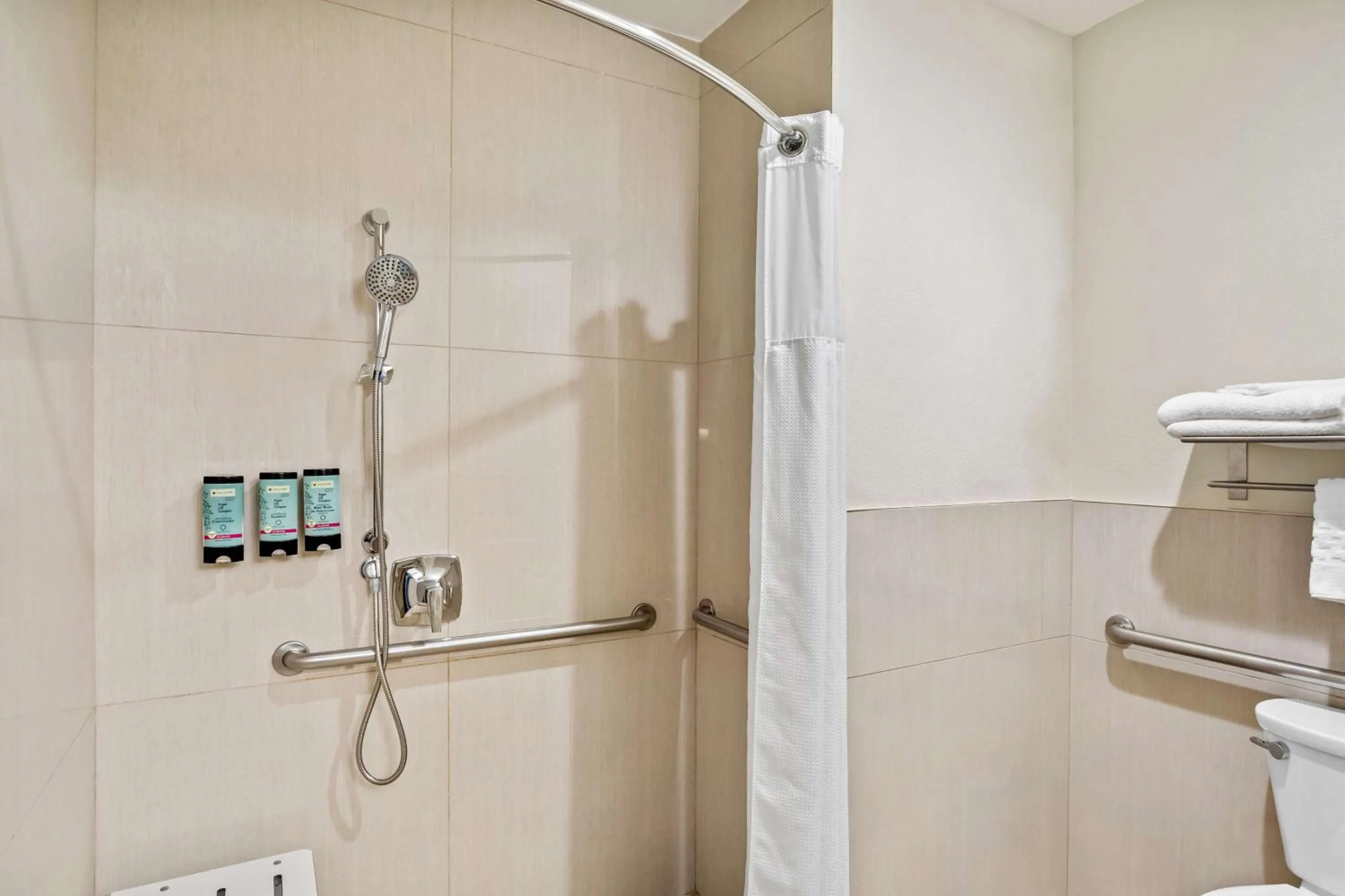 Bathroom in Best Western Paradise Hotel