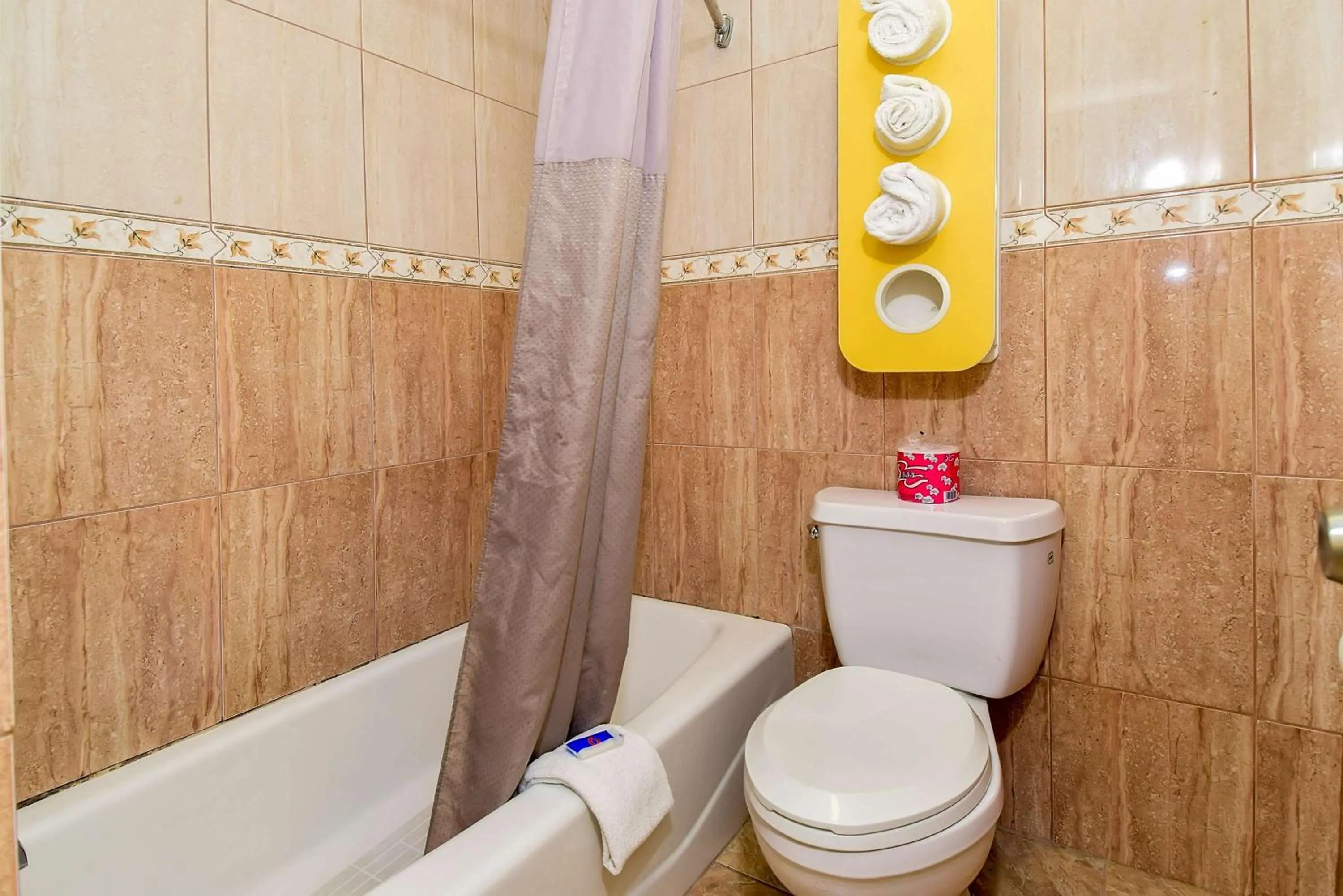 Toilet in Motel 6 Garden Grove