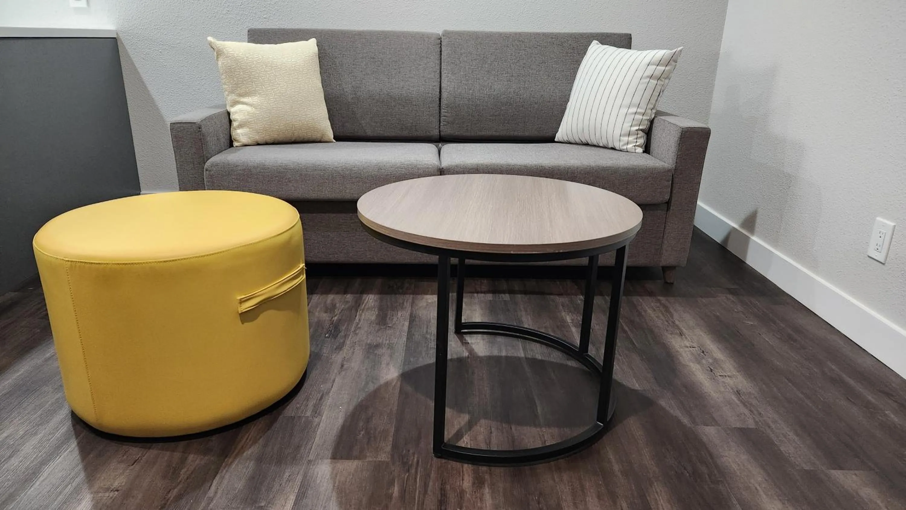 Bedroom in Quality Inn & Suites Santa Rosa South