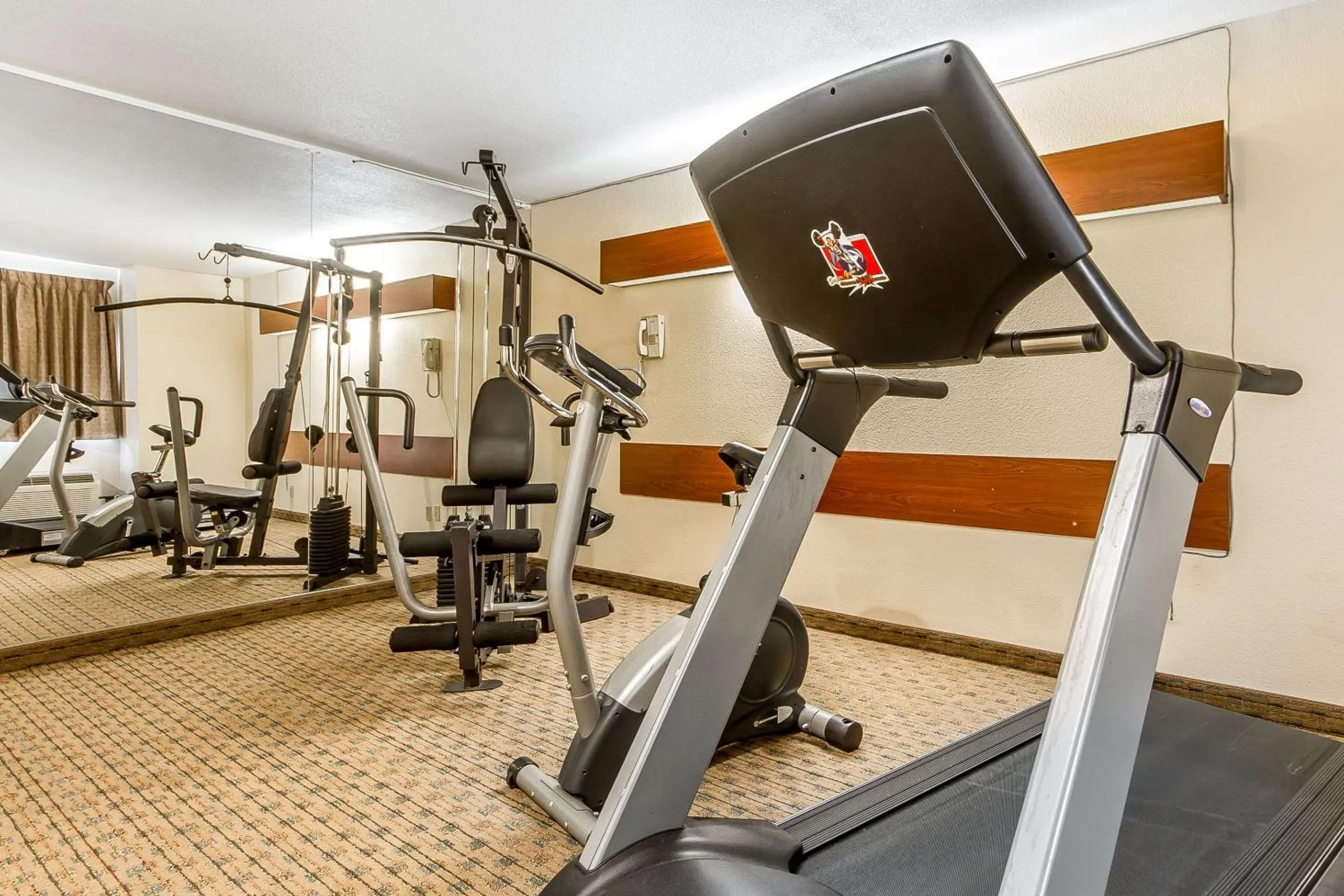 Fitness centre/facilities in Quality Inn & Suites Santa Rosa South