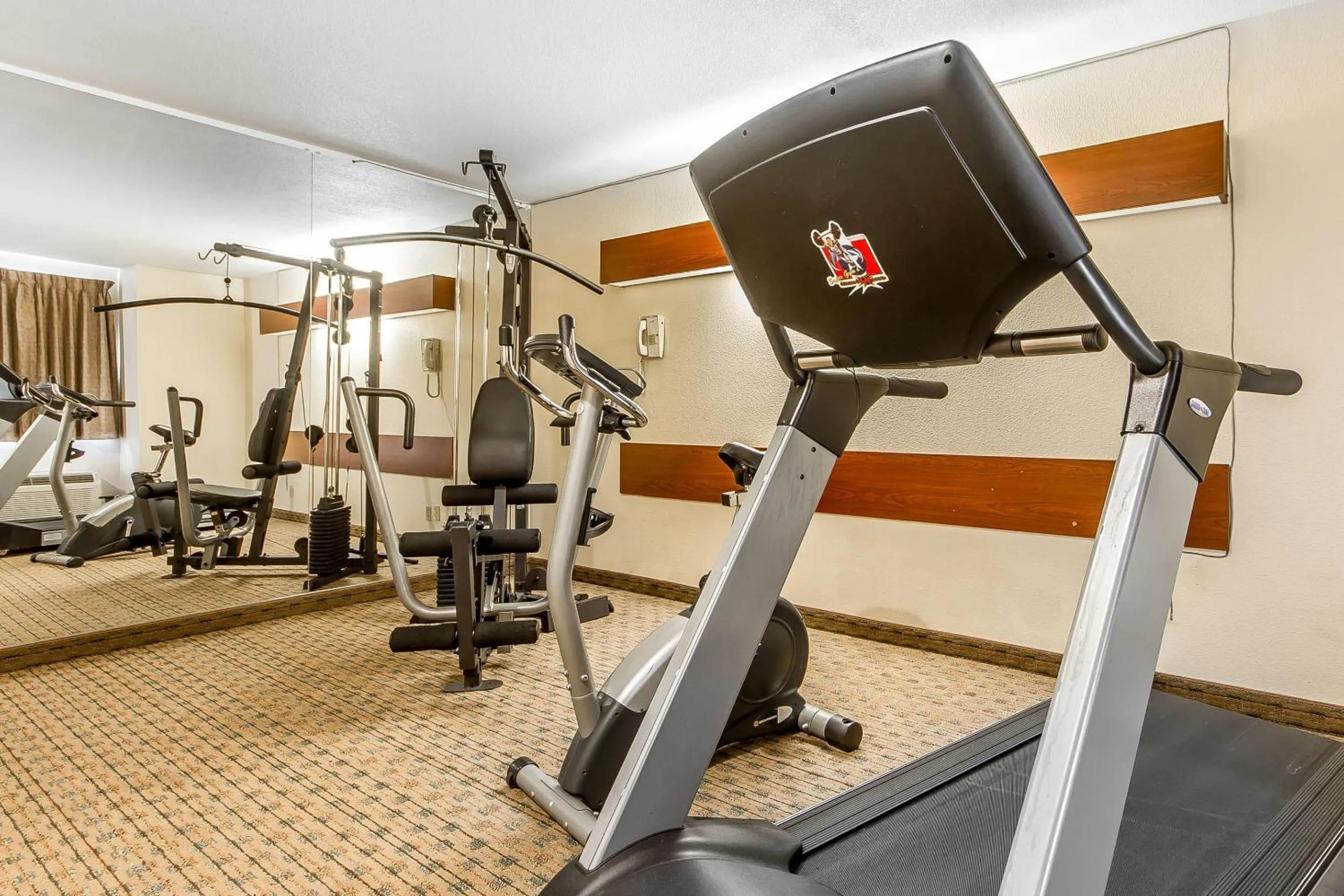 Fitness centre/facilities in Quality Inn & Suites Santa Rosa South