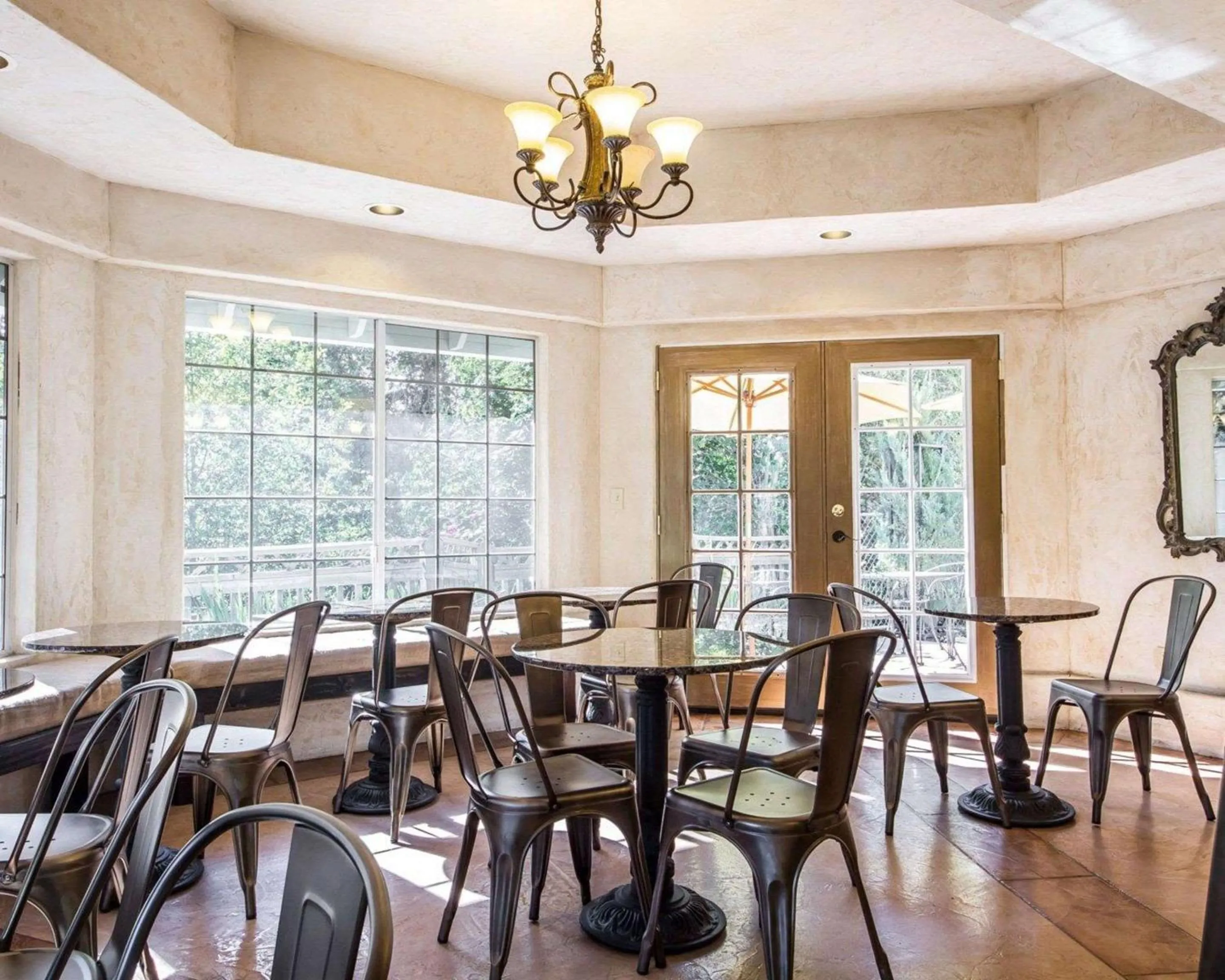 Breakfast in The Inn at Baechtel Creek