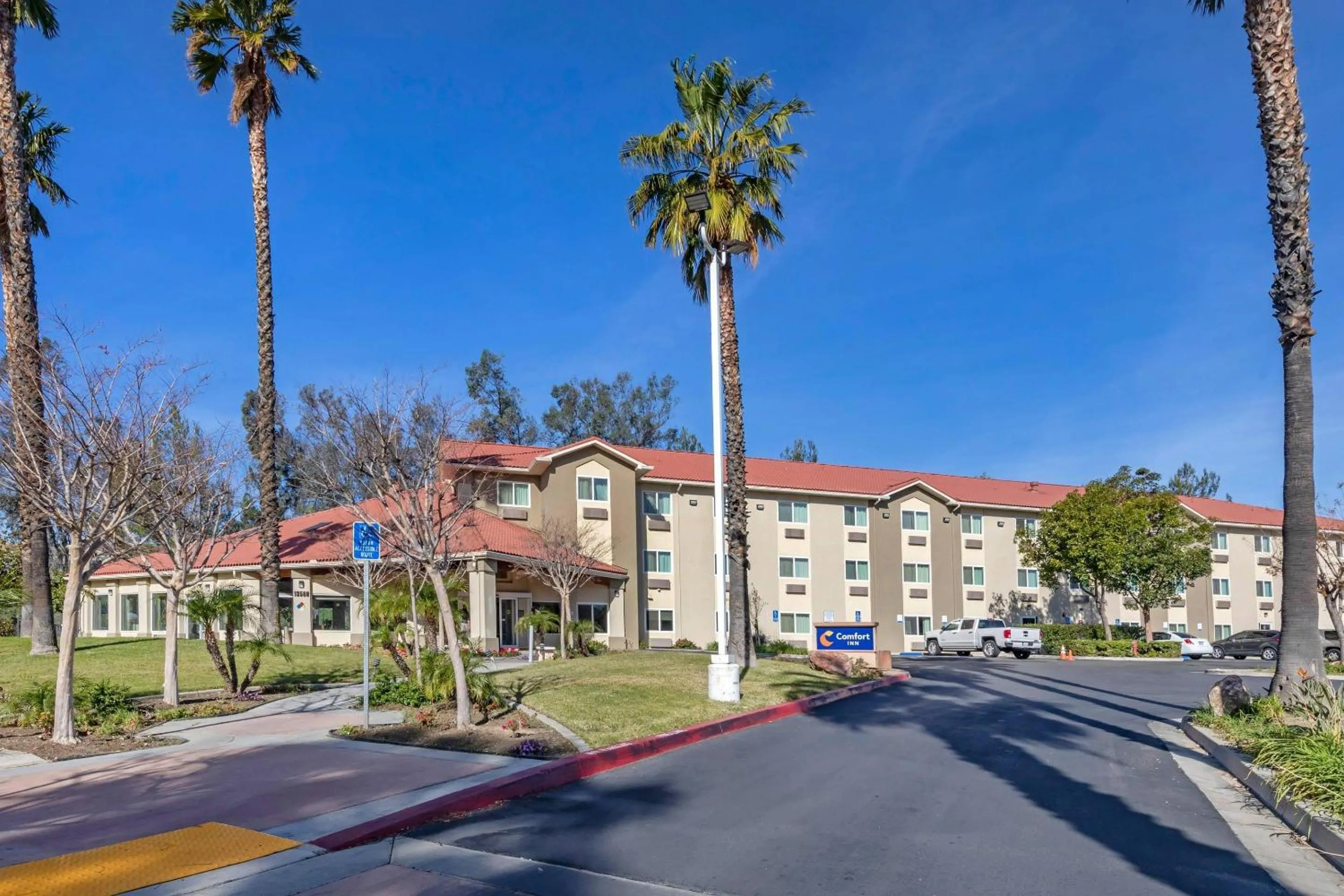 Property building in Comfort Inn Fontana