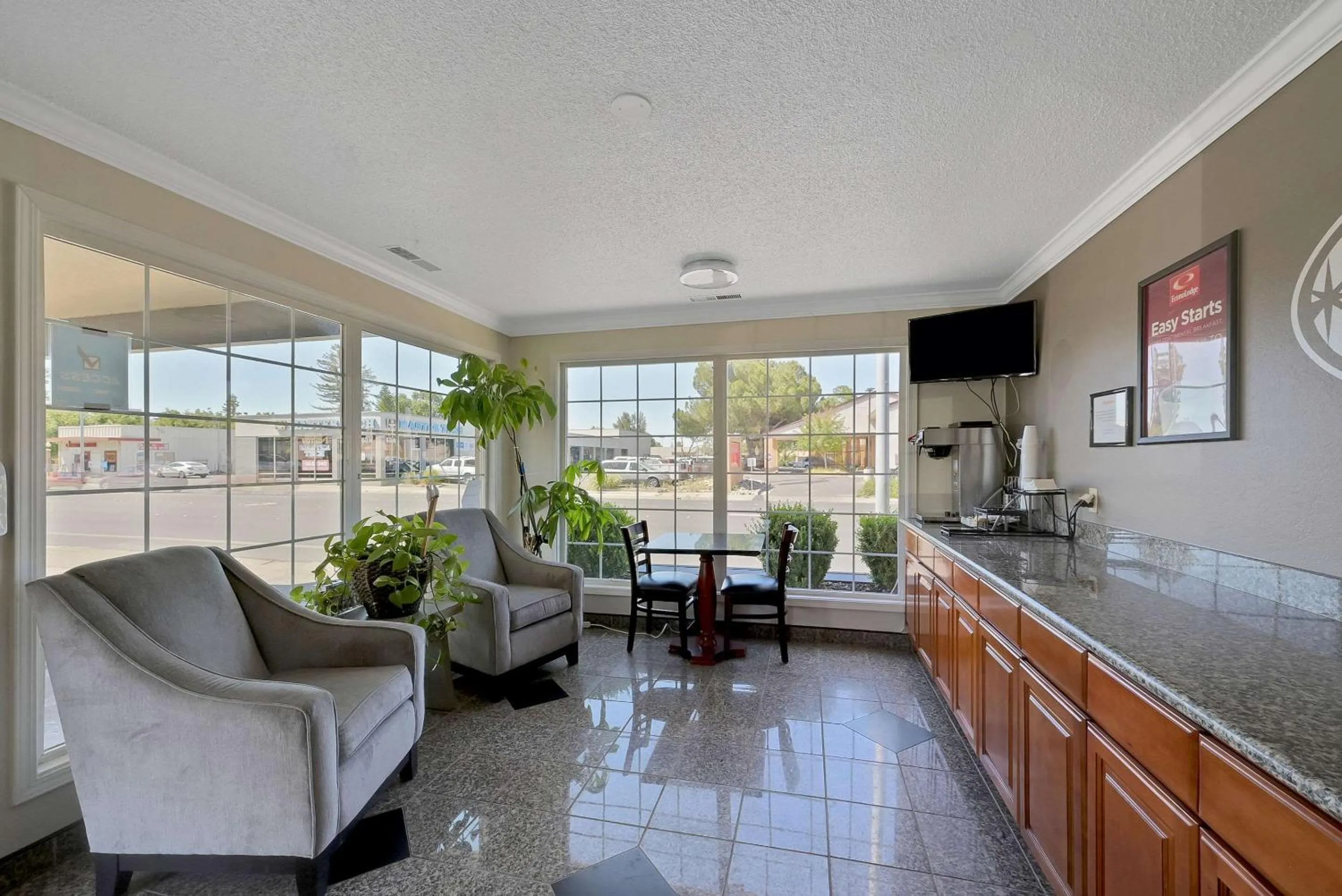 Lobby or reception in Econo Lodge Woodland near I-5