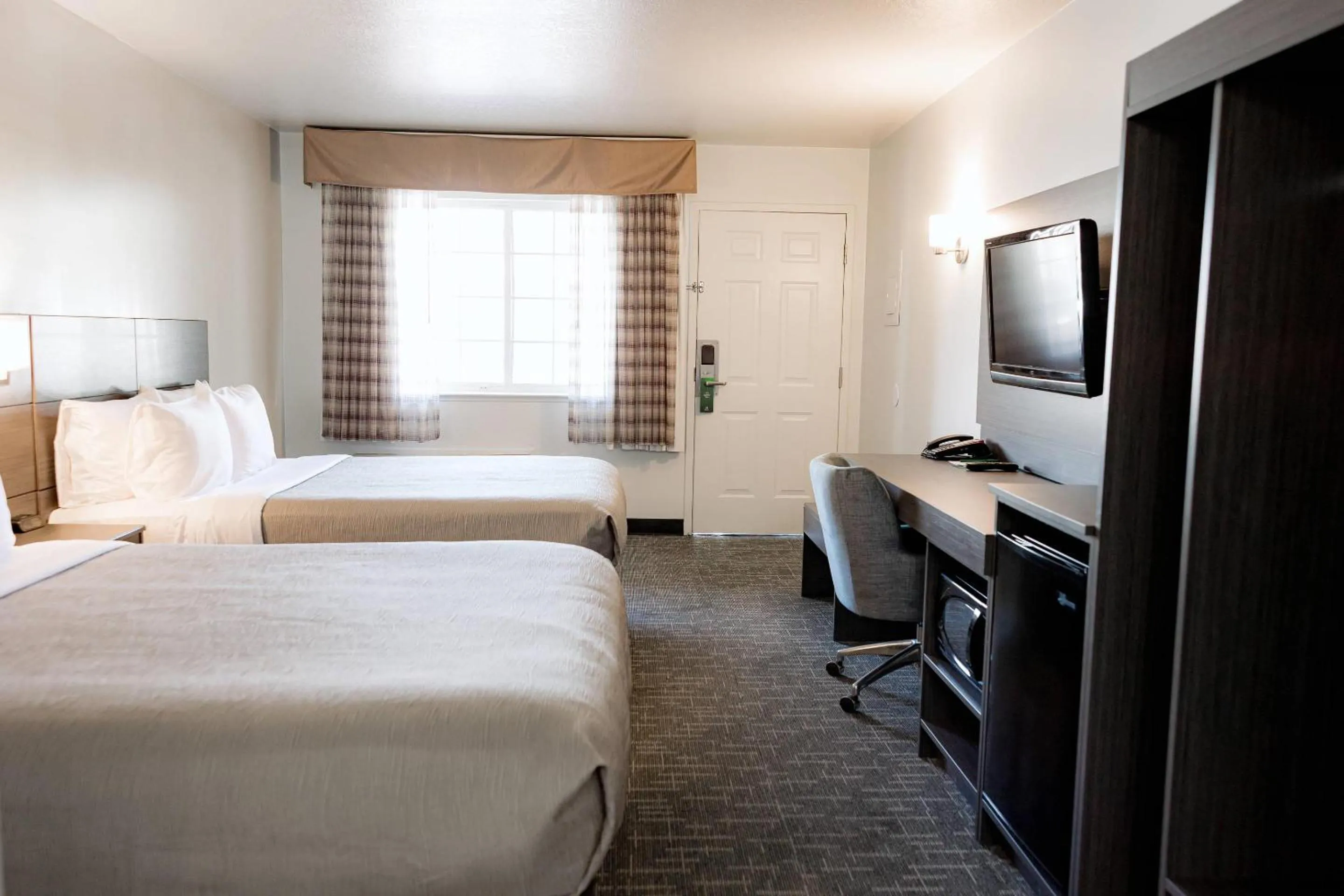Bedroom, Bed in Quality Inn & Suites Lathrop