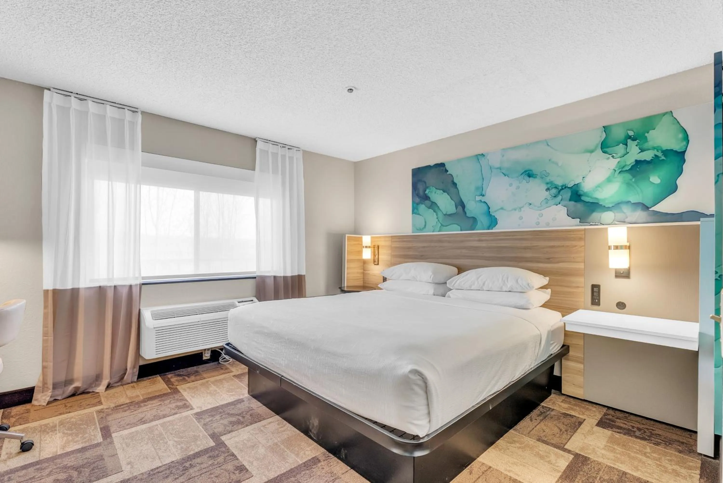 Bed in Wyndham Garden Newark Fremont Silicon Valley