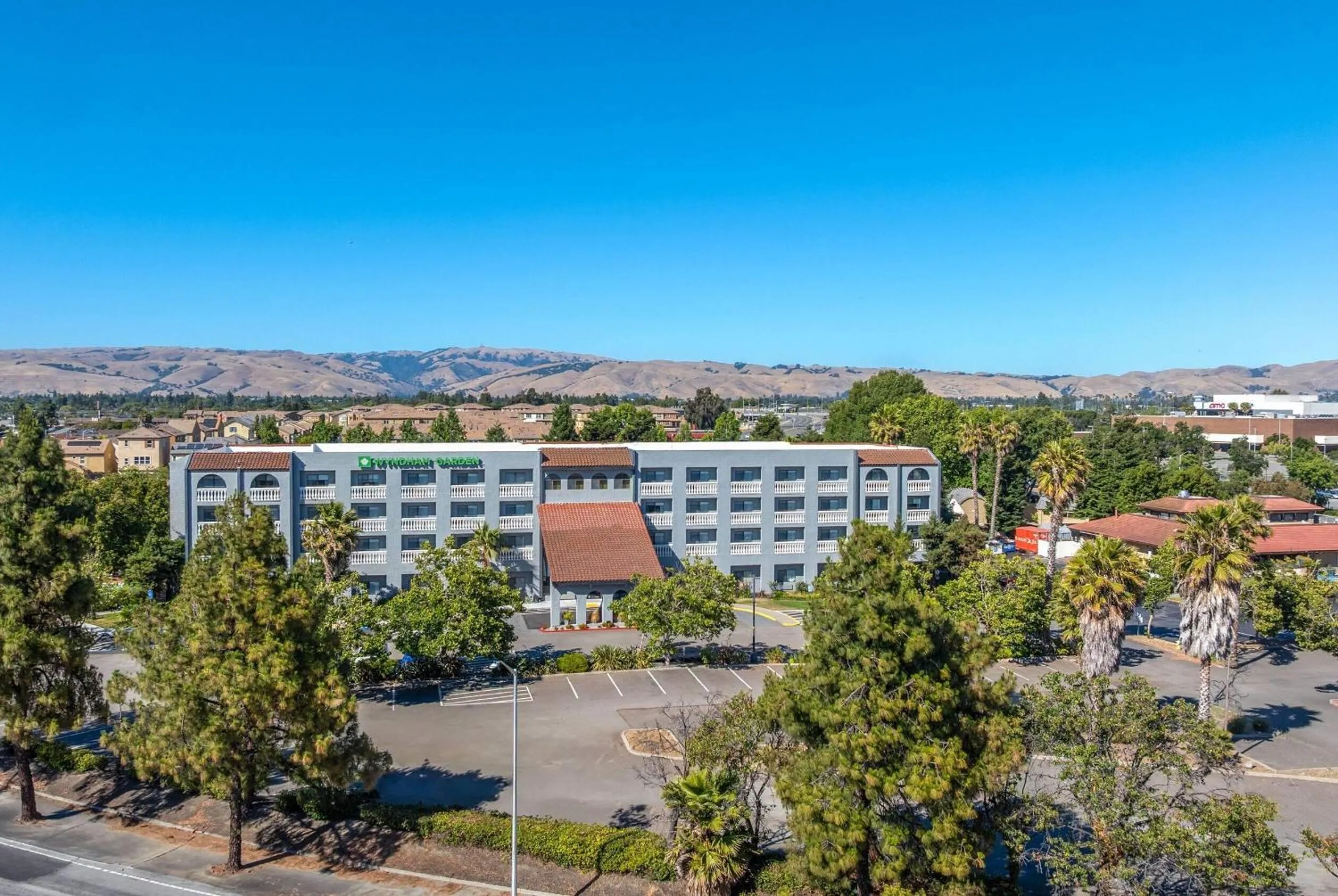 Property building in Wyndham Garden Newark Fremont Silicon Valley