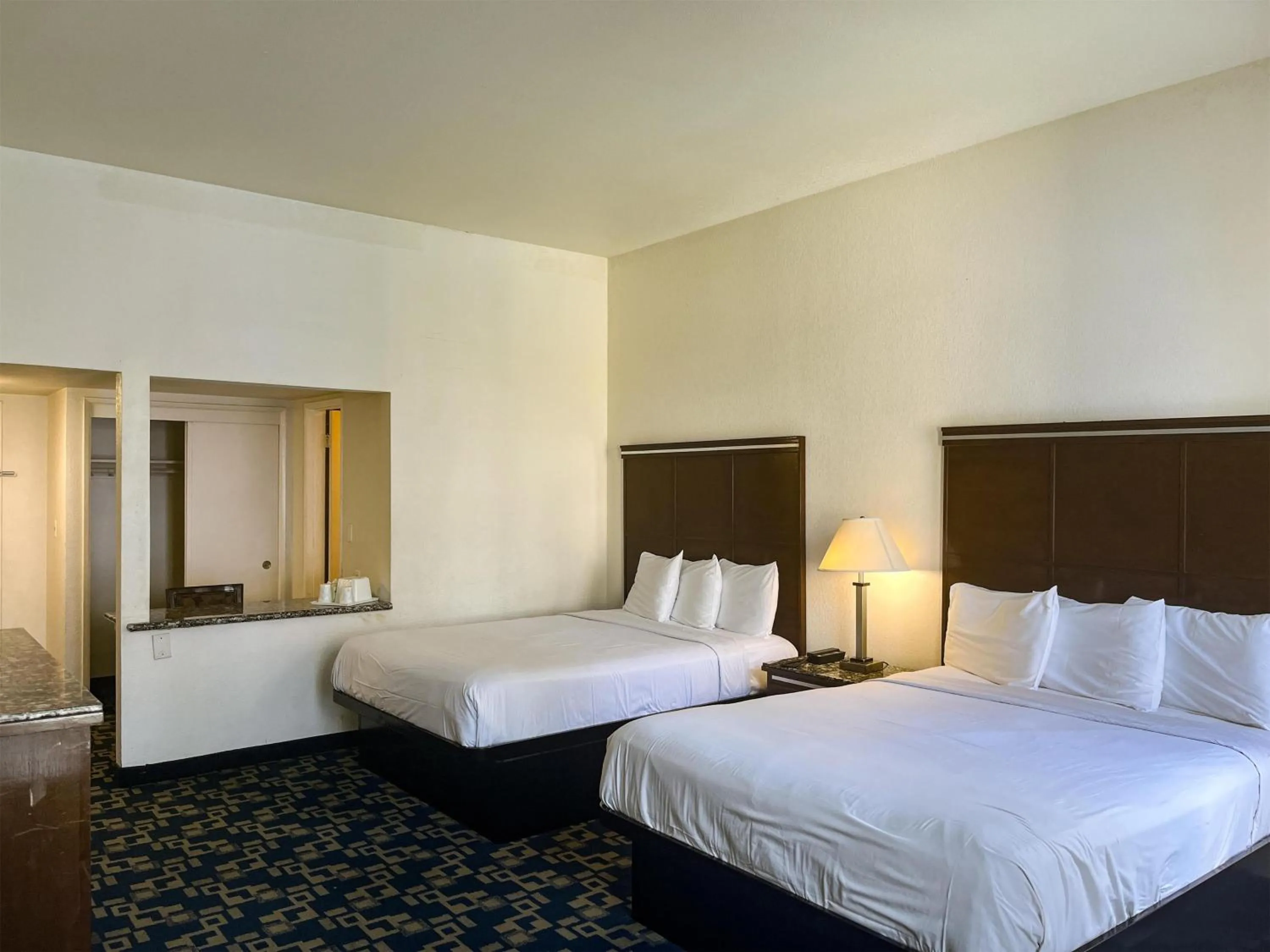 Bedroom, Bed in Oceanside, CA – Marina / Camp Pendleton