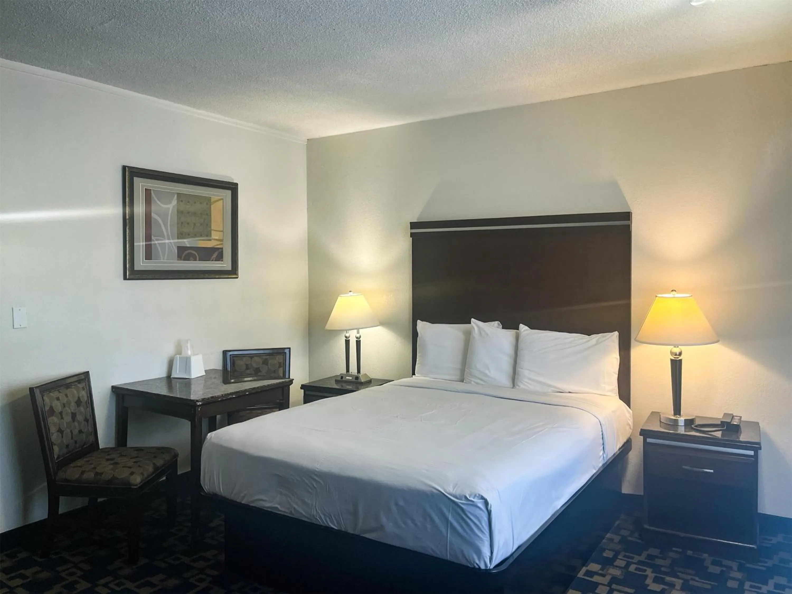 Bedroom, Bed in Oceanside, CA – Marina / Camp Pendleton