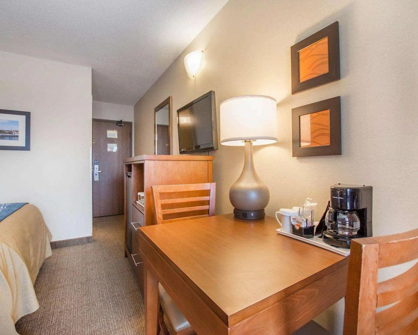 Bedroom, Bed in Comfort Inn