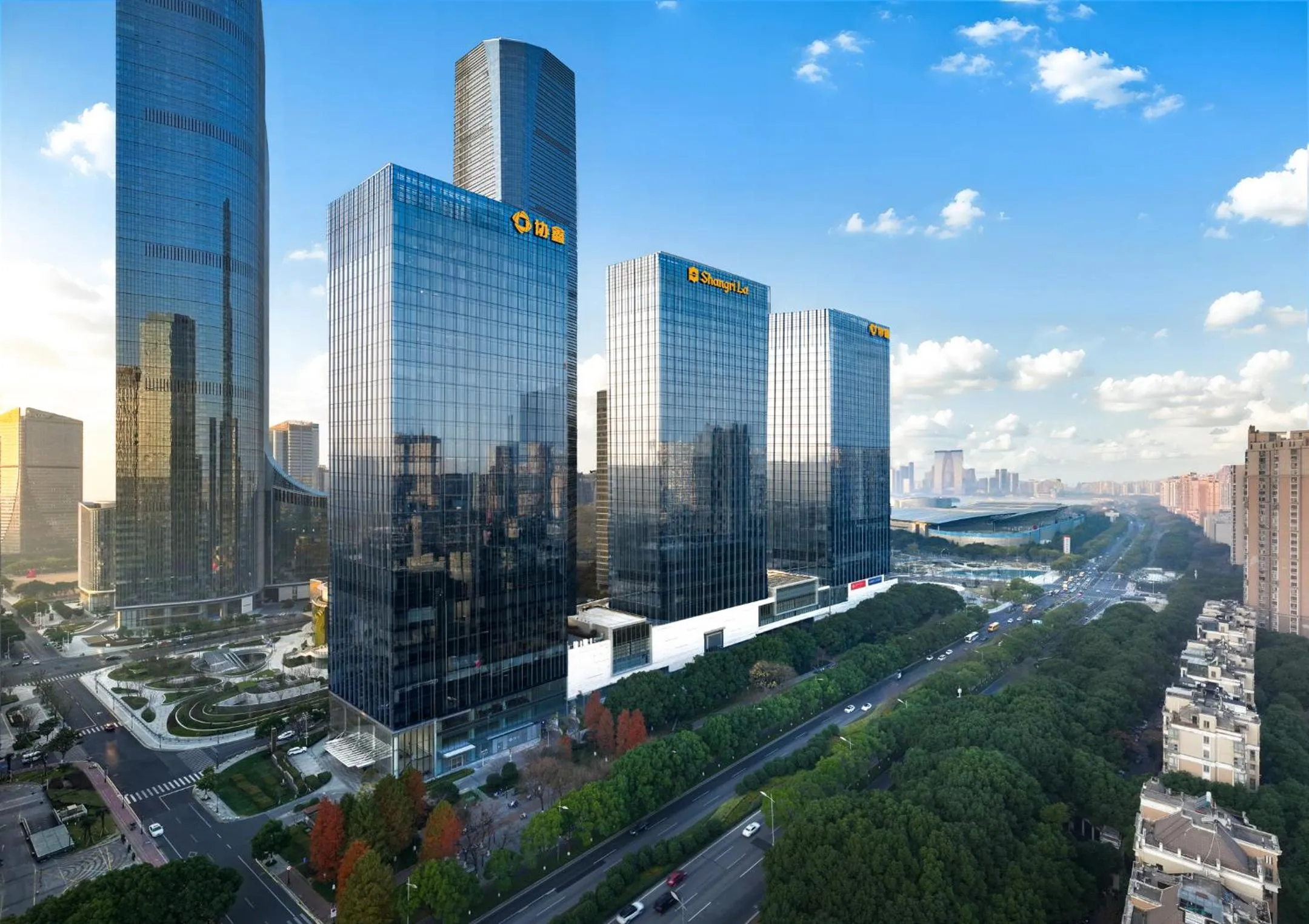 Property building in Shangri-La Yuanqu, Suzhou