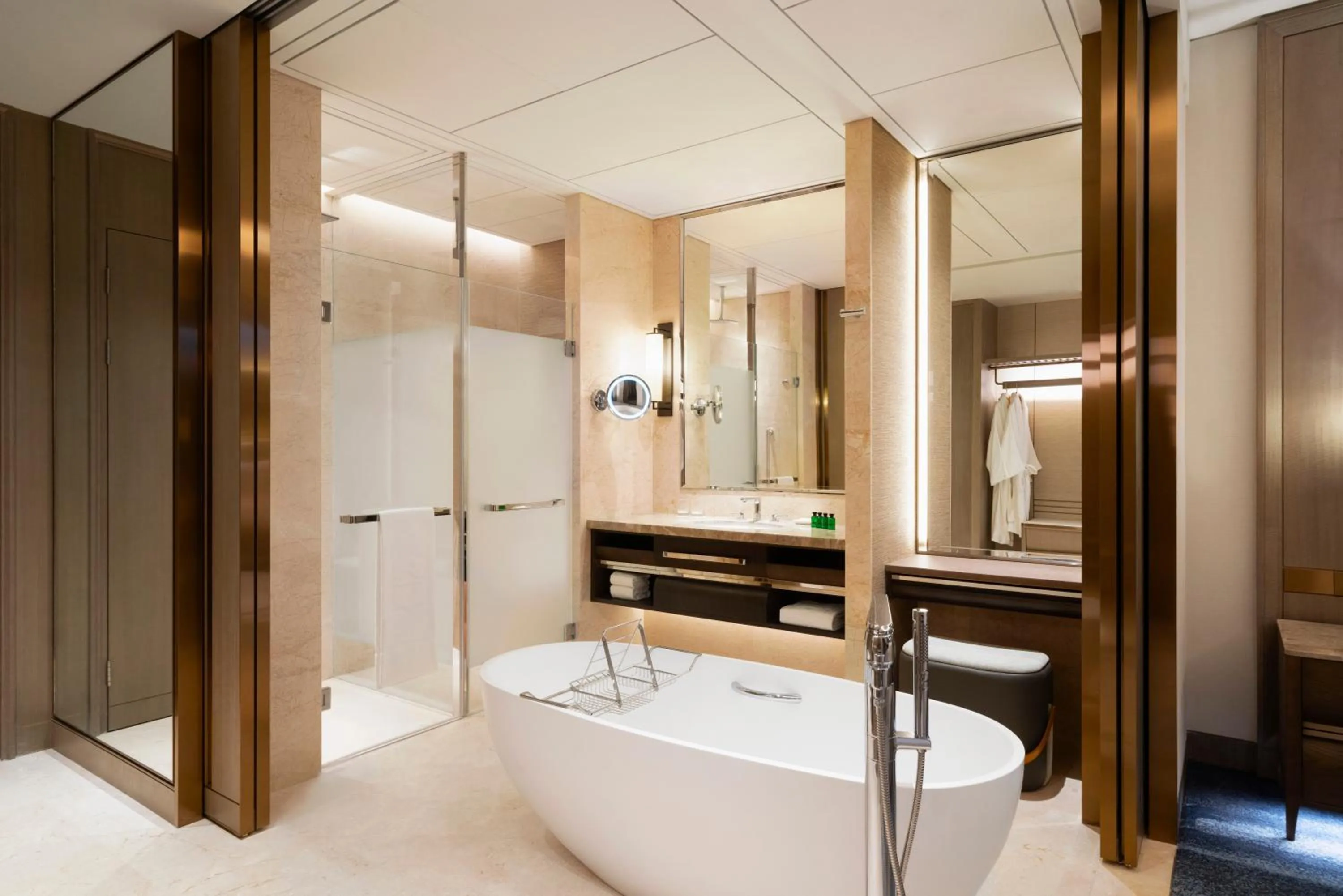 Bathroom in Shangri-La Yuanqu, Suzhou