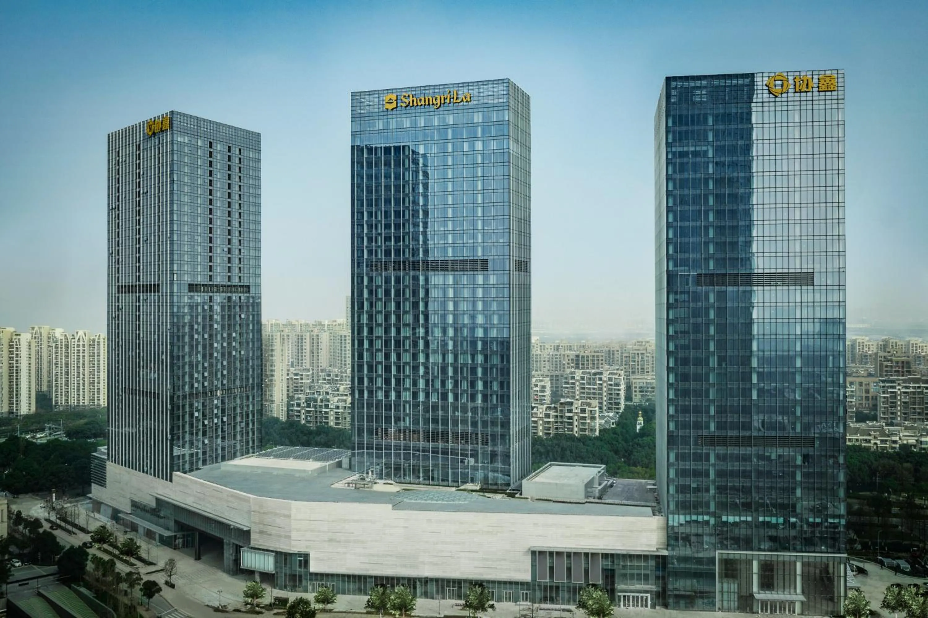 Property building in Shangri-La Yuanqu, Suzhou