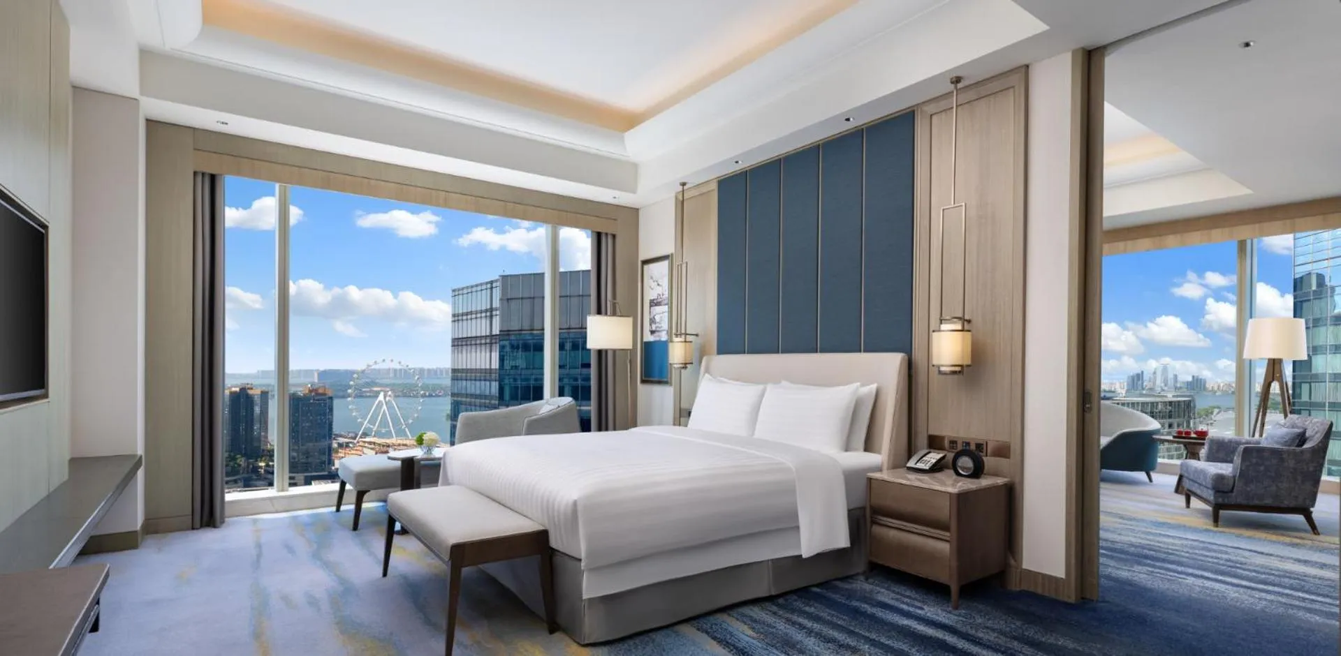 View (from property/room), Bed in Shangri-La Yuanqu, Suzhou