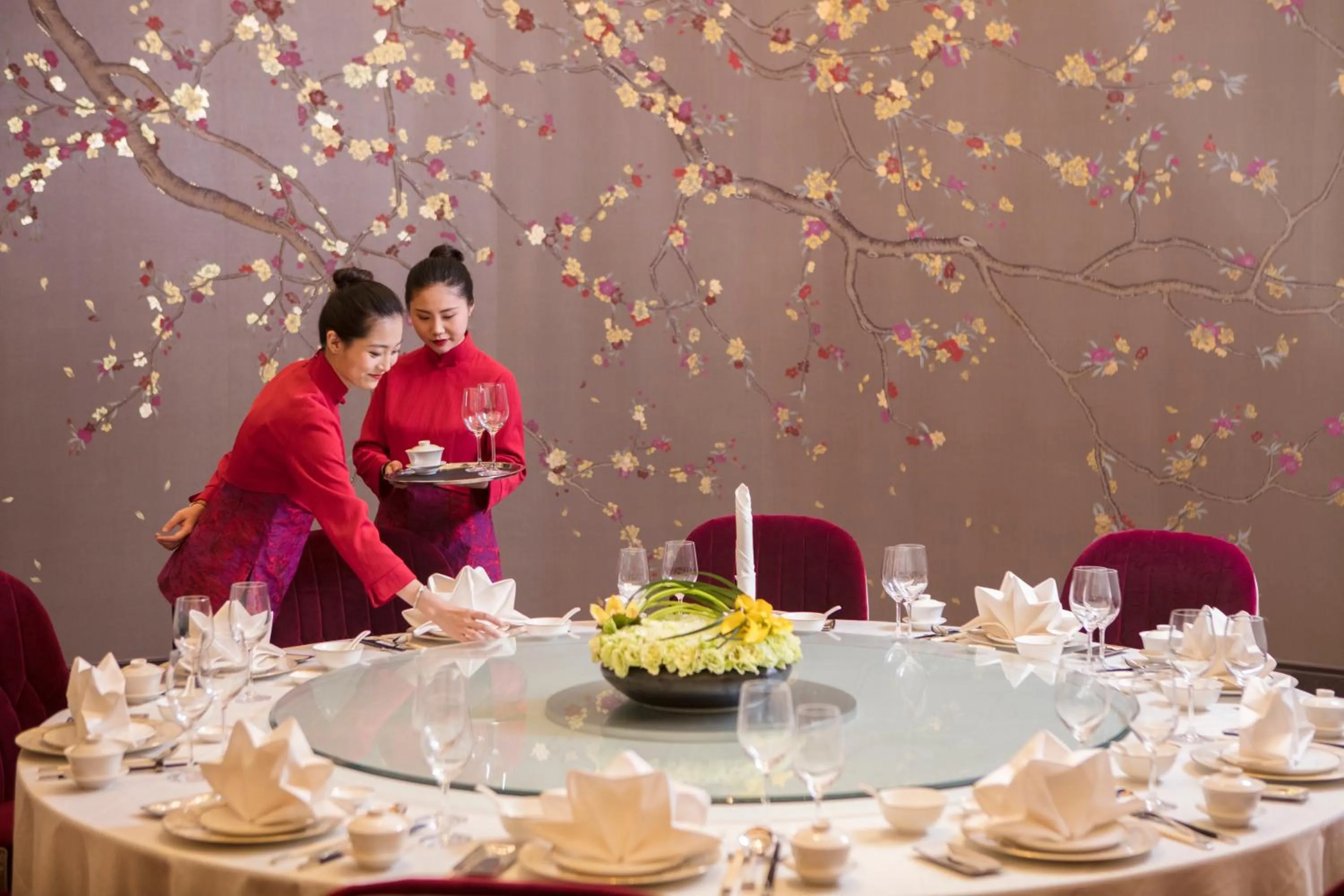 Staff in Shangri-La Yuanqu, Suzhou